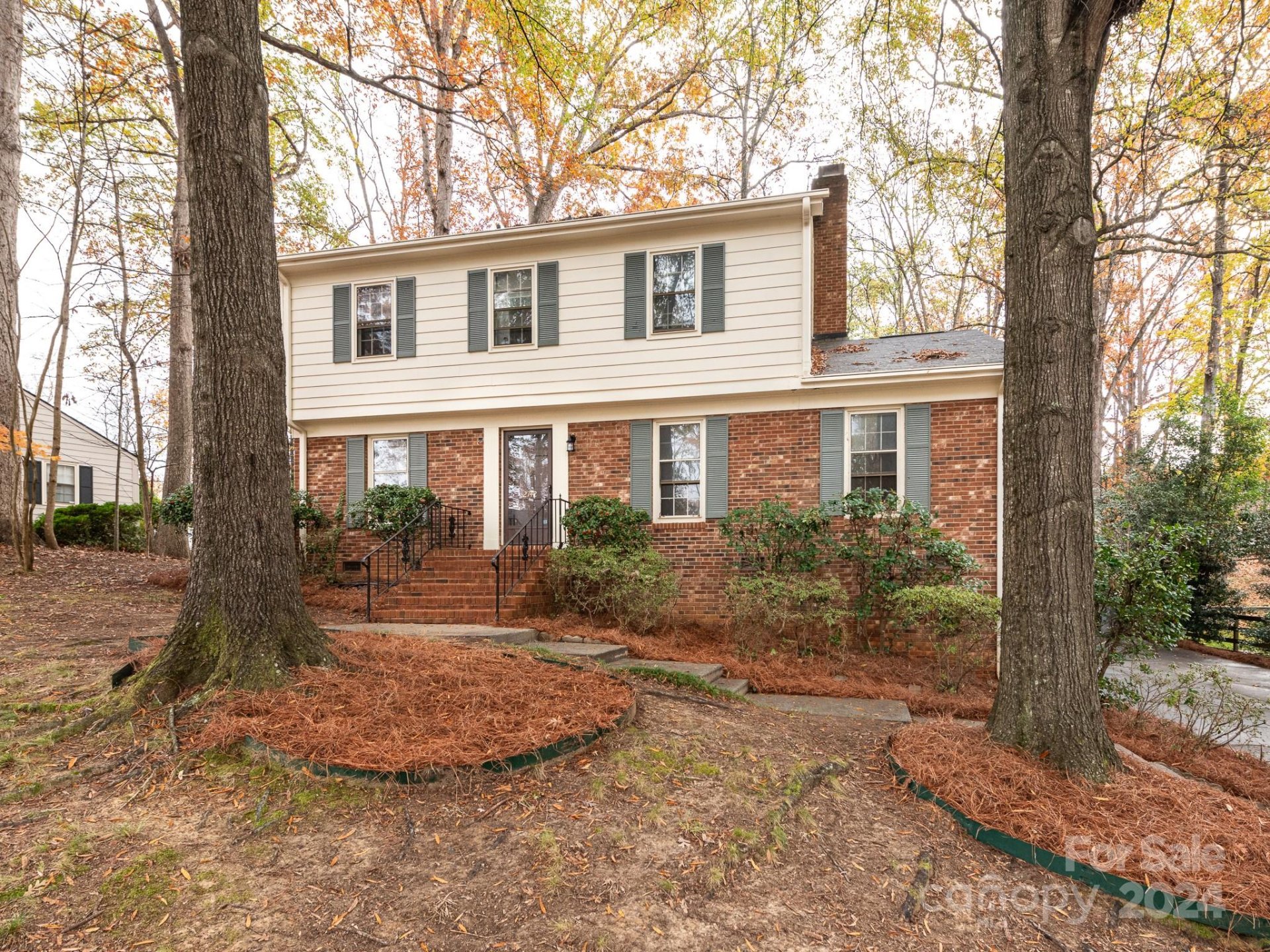 Property image 1 at 2742 Creekbed Lane, Charlotte, NC 28210