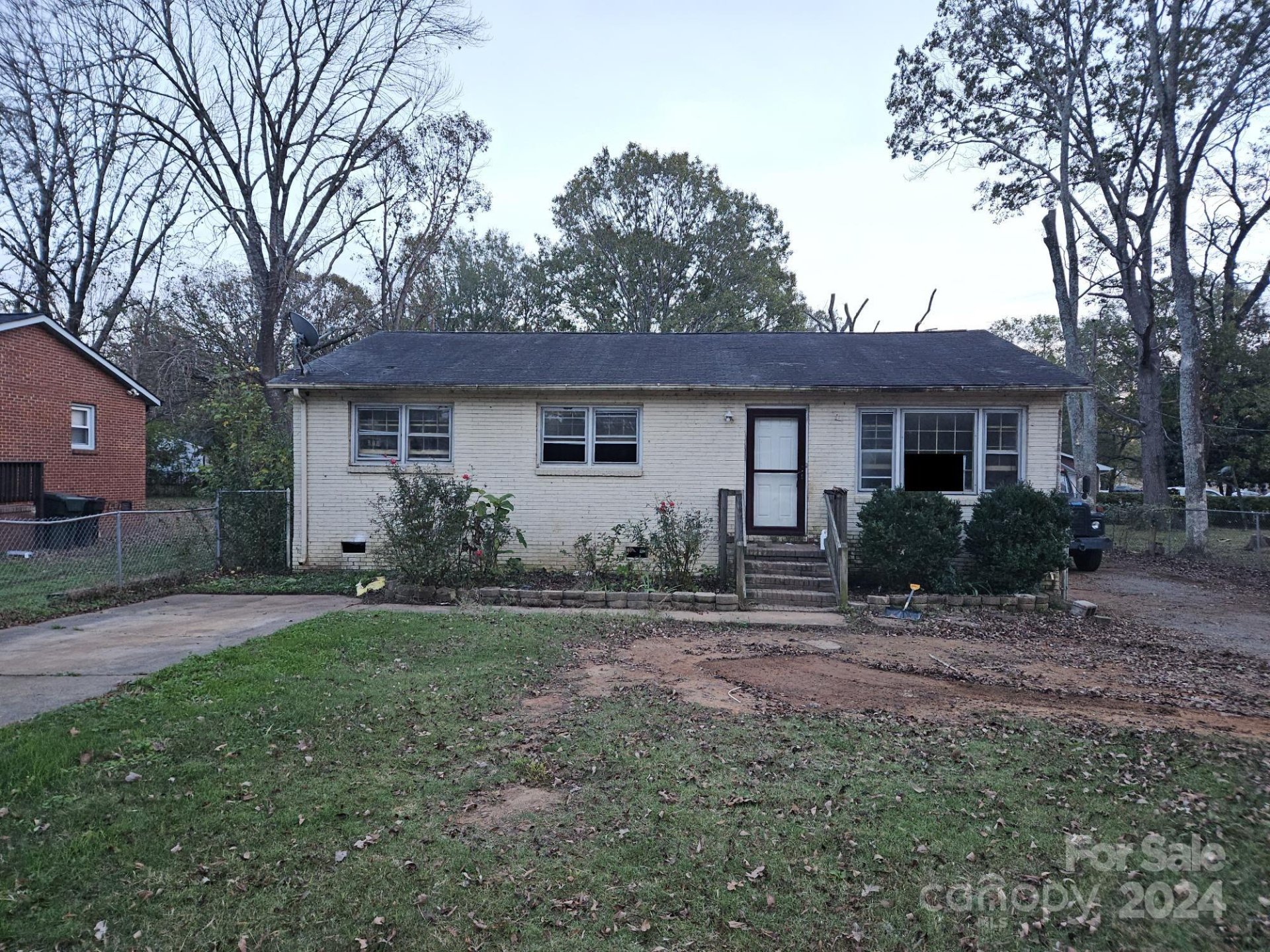 934 Pebble Road