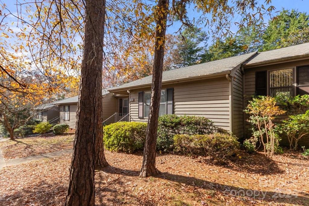 Property image 3 at 924 Cranberry Circle, Fort Mill, SC 29715