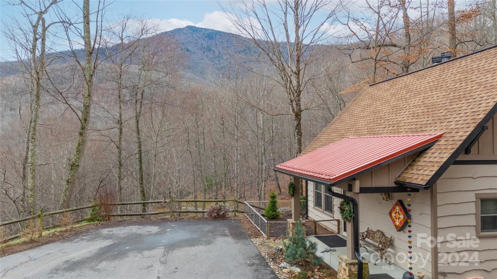 Property image 3 at 15 Miners Trace Road, Burnsville, NC 28714