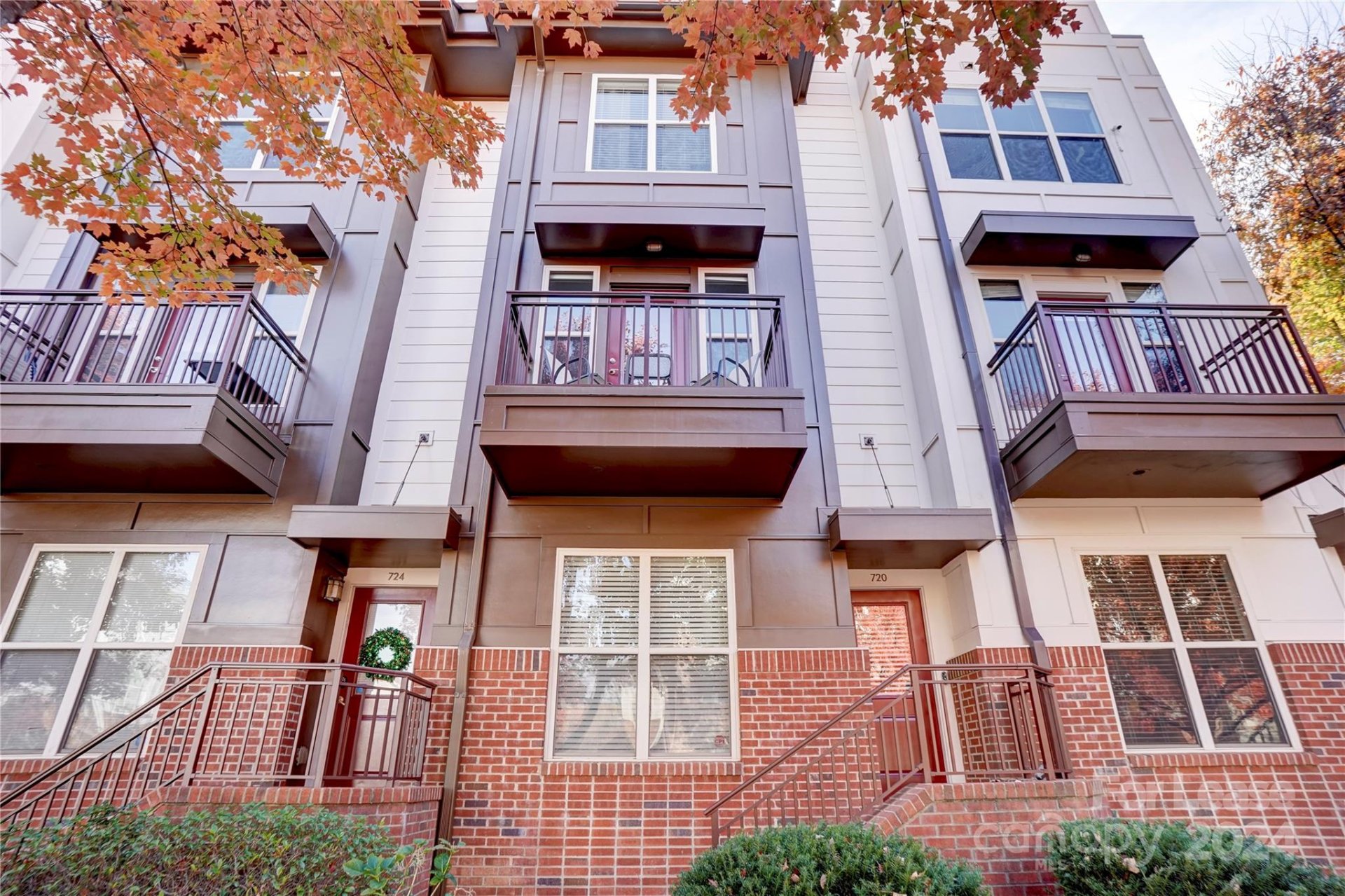 Property image 1 at 720 Seigle Point Drive, Charlotte, NC 28204