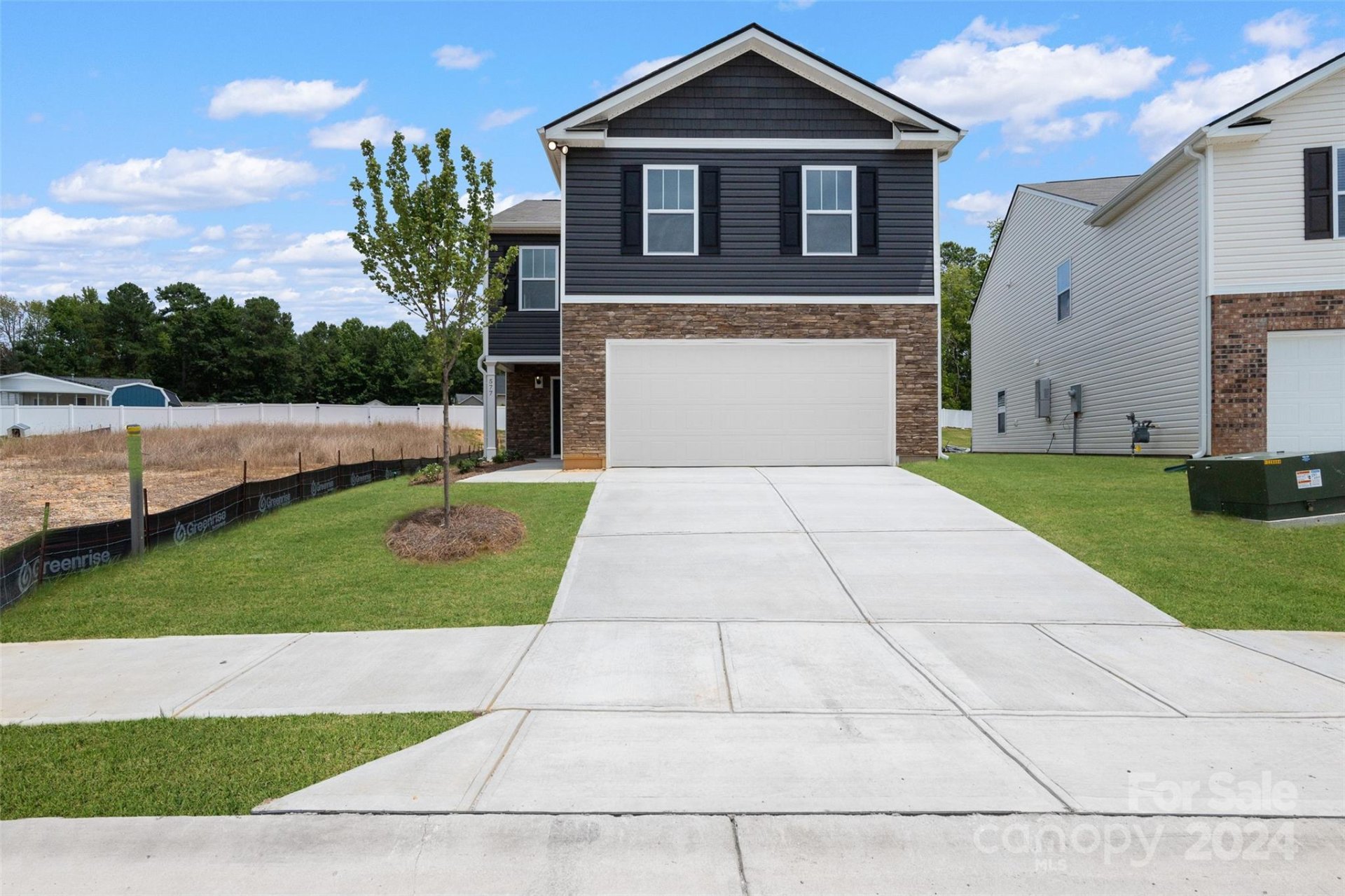 Property image 2 at 1019 20th Avenue Loop, Hickory, NC 28602