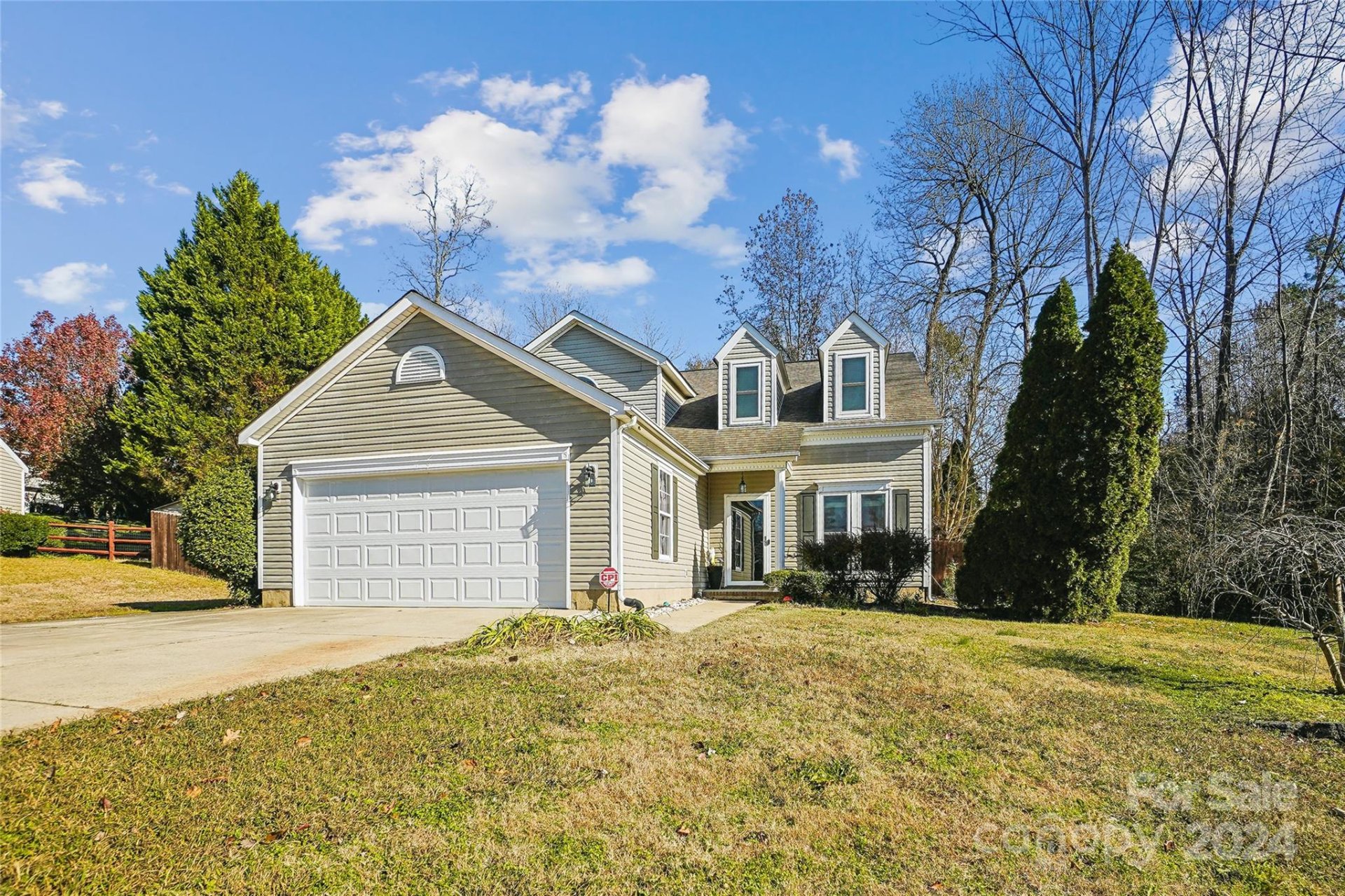 Property image 1 at 109 Golden Rain Court, Mount Holly, NC 28120