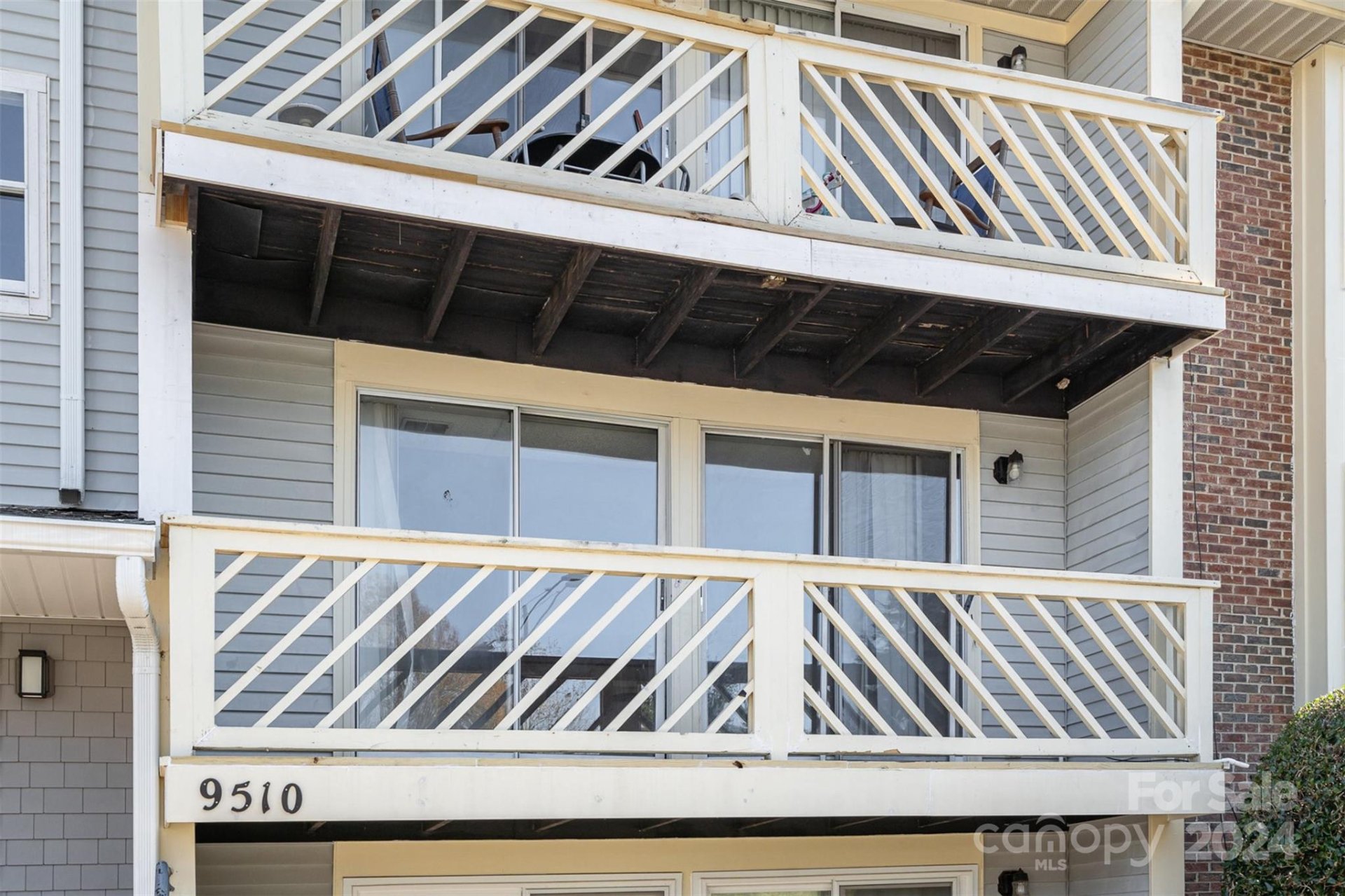 Property image 1 at 9510 Shannon Green Drive, Charlotte, NC 28213