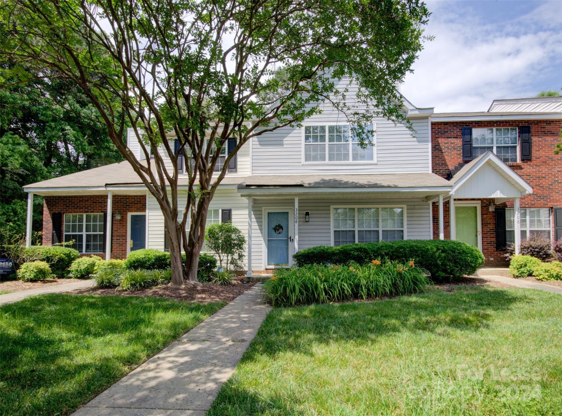 Property image 1 at 3208 Summercroft Lane, Charlotte, NC 28269