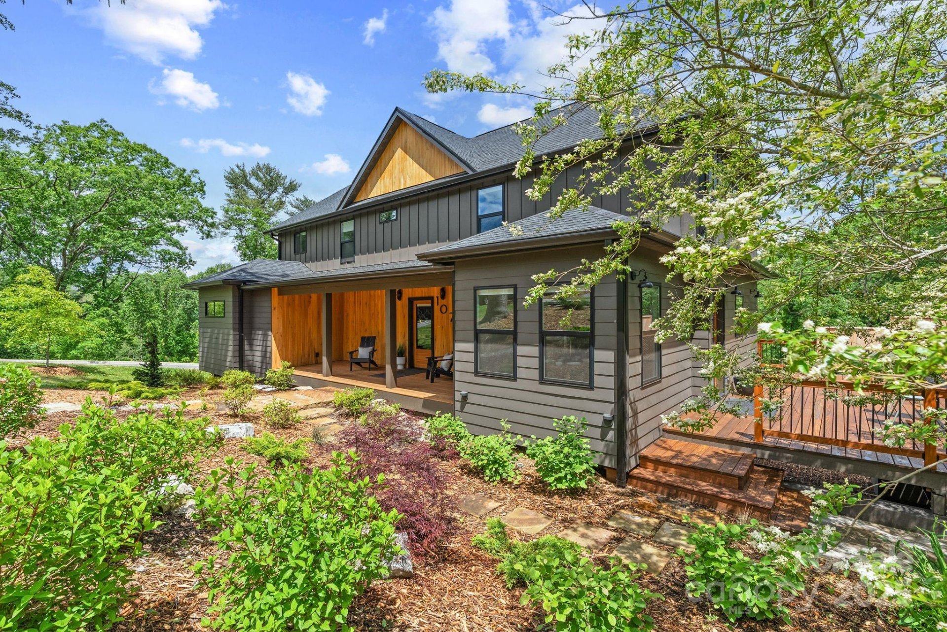 107 Beautyberry Drive