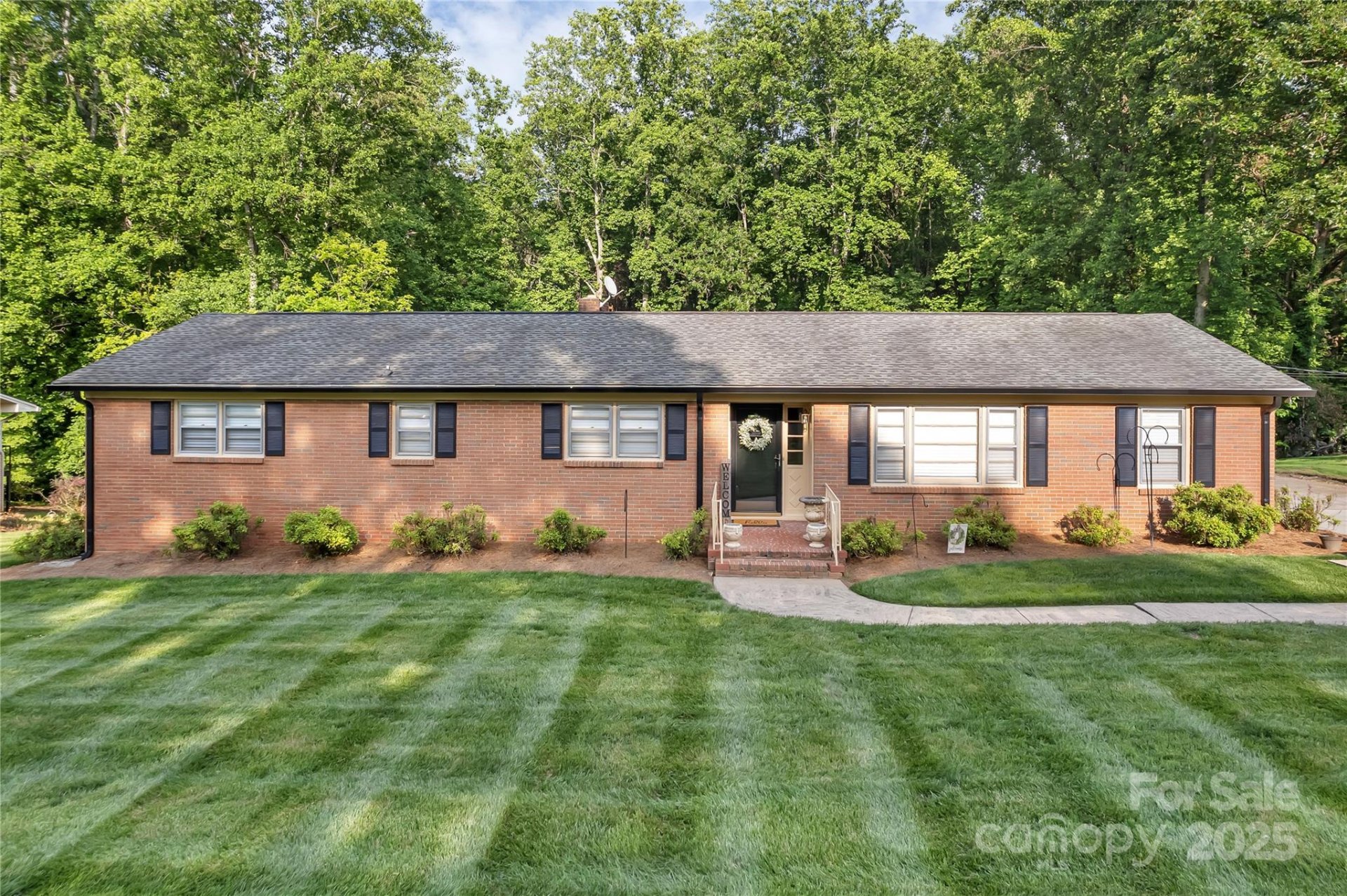 216 Delview Drive