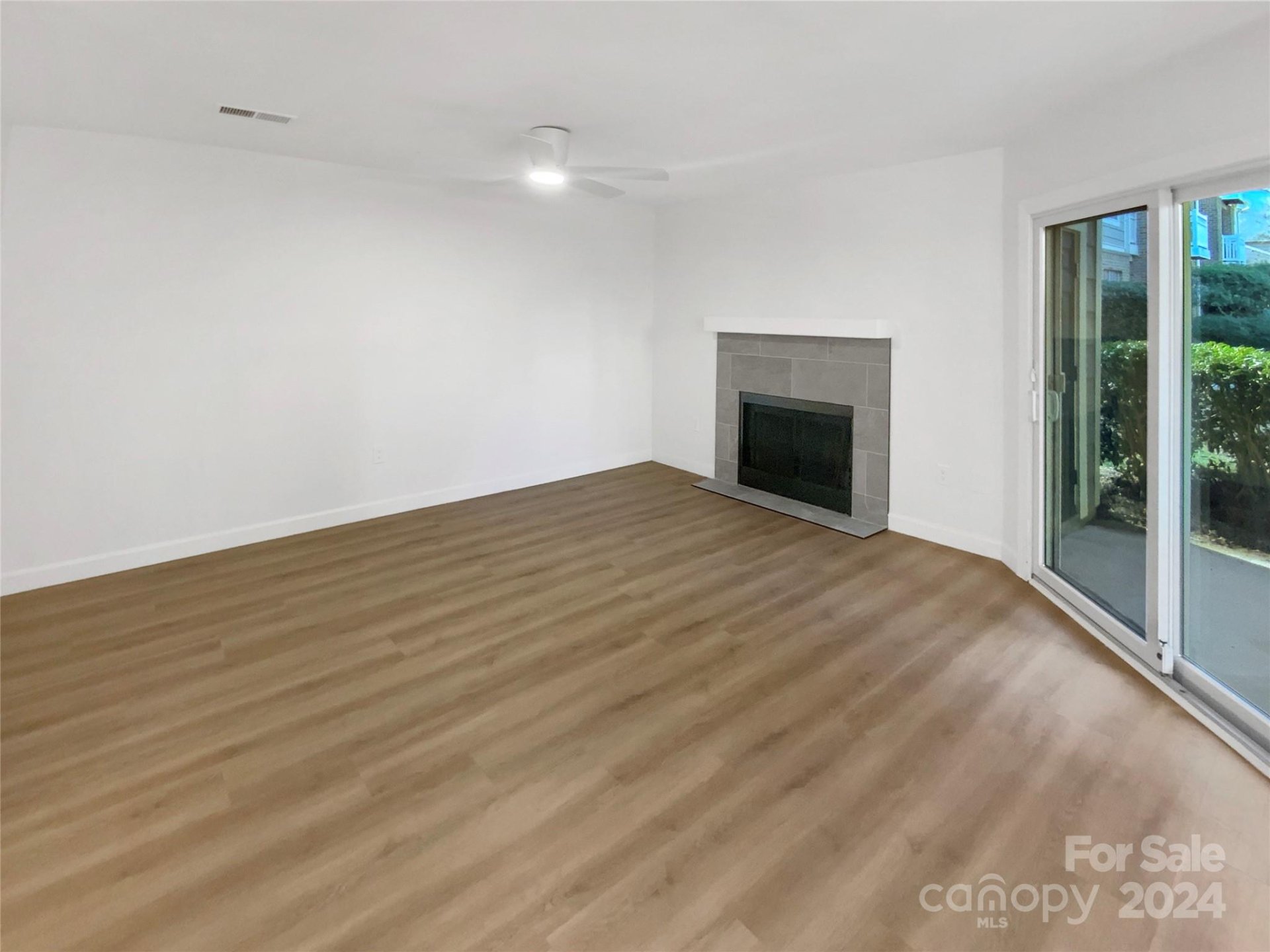 Property image 3 at 5003 Sharon Road, Charlotte, NC 28210