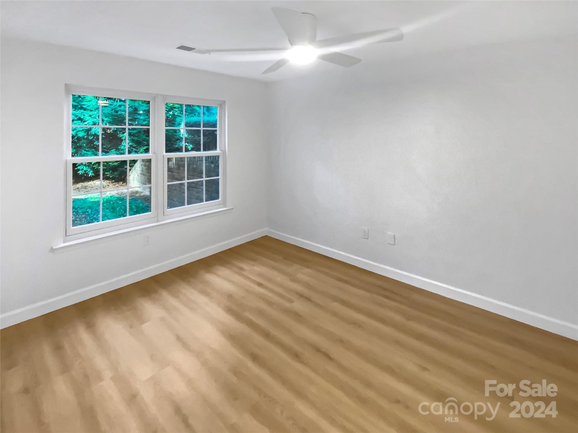 Property image 5 at 5003 Sharon Road, Charlotte, NC 28210