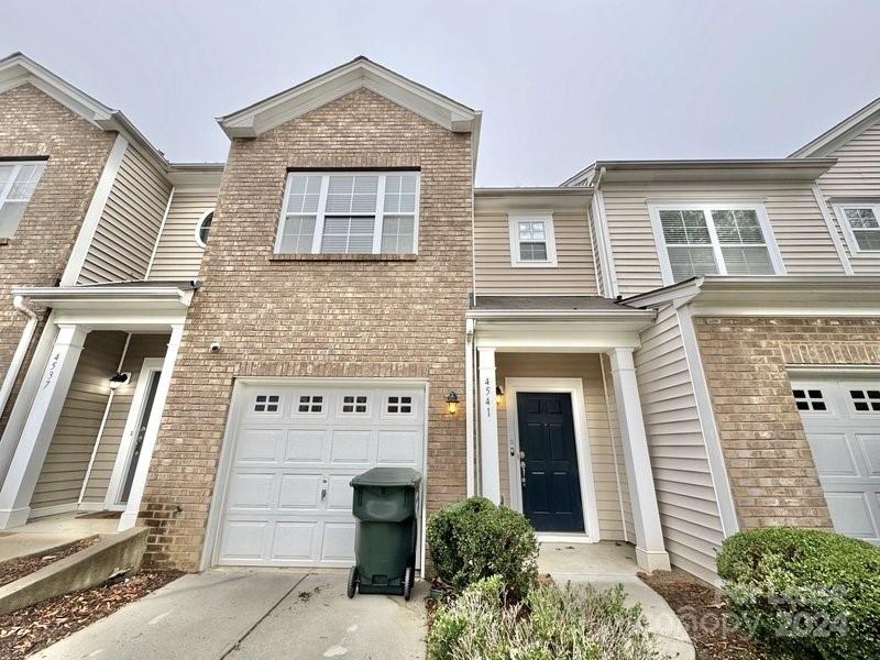Property image 1 at 4541 Craigmoss Lane, Charlotte, NC 28278