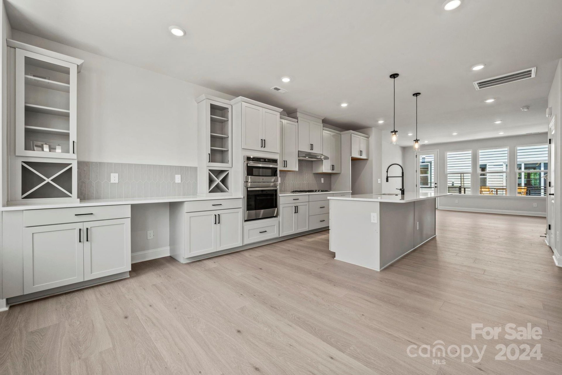 711 Hoke Lane
