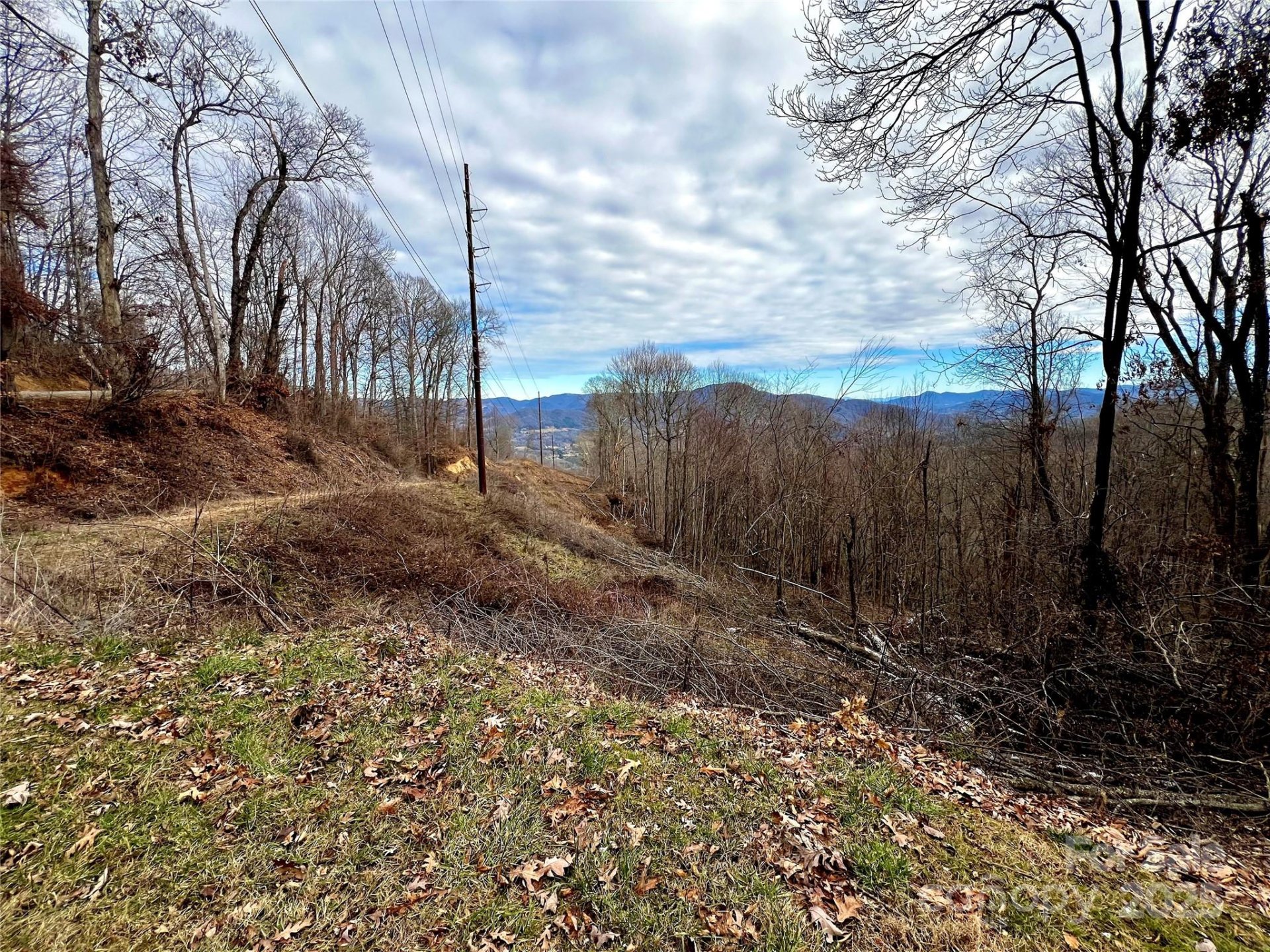 Property image 2 at 4 And 4b Salisbury Cove, Waynesville, NC 28785