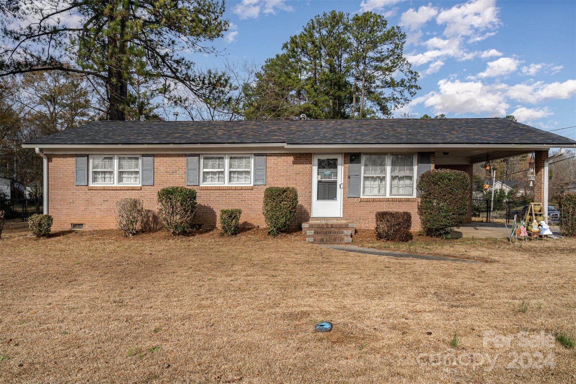 Property image 2 at 906 S Cherry Road, Rock Hill, SC 29732