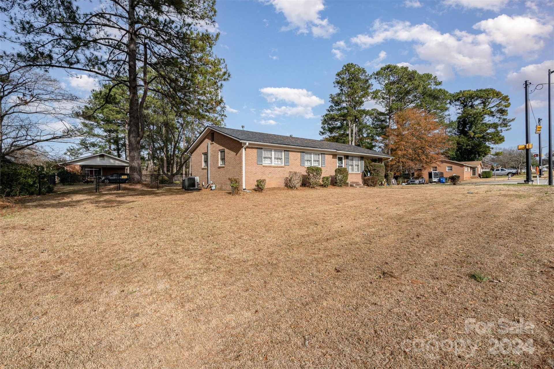 Property image 3 at 906 S Cherry Road, Rock Hill, SC 29732