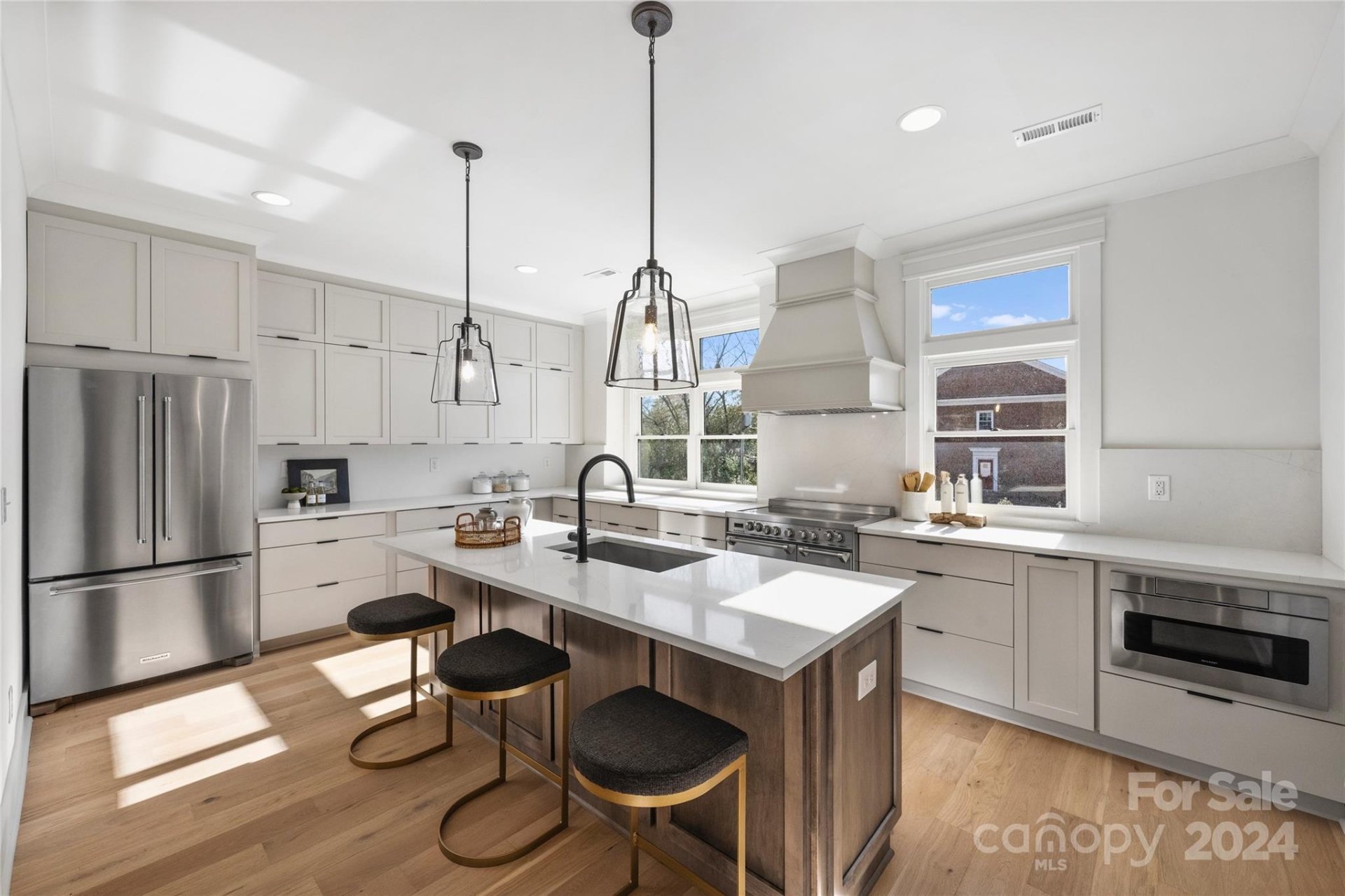 Property image 3 at 2019 Thurmond Place, Charlotte, NC 28205