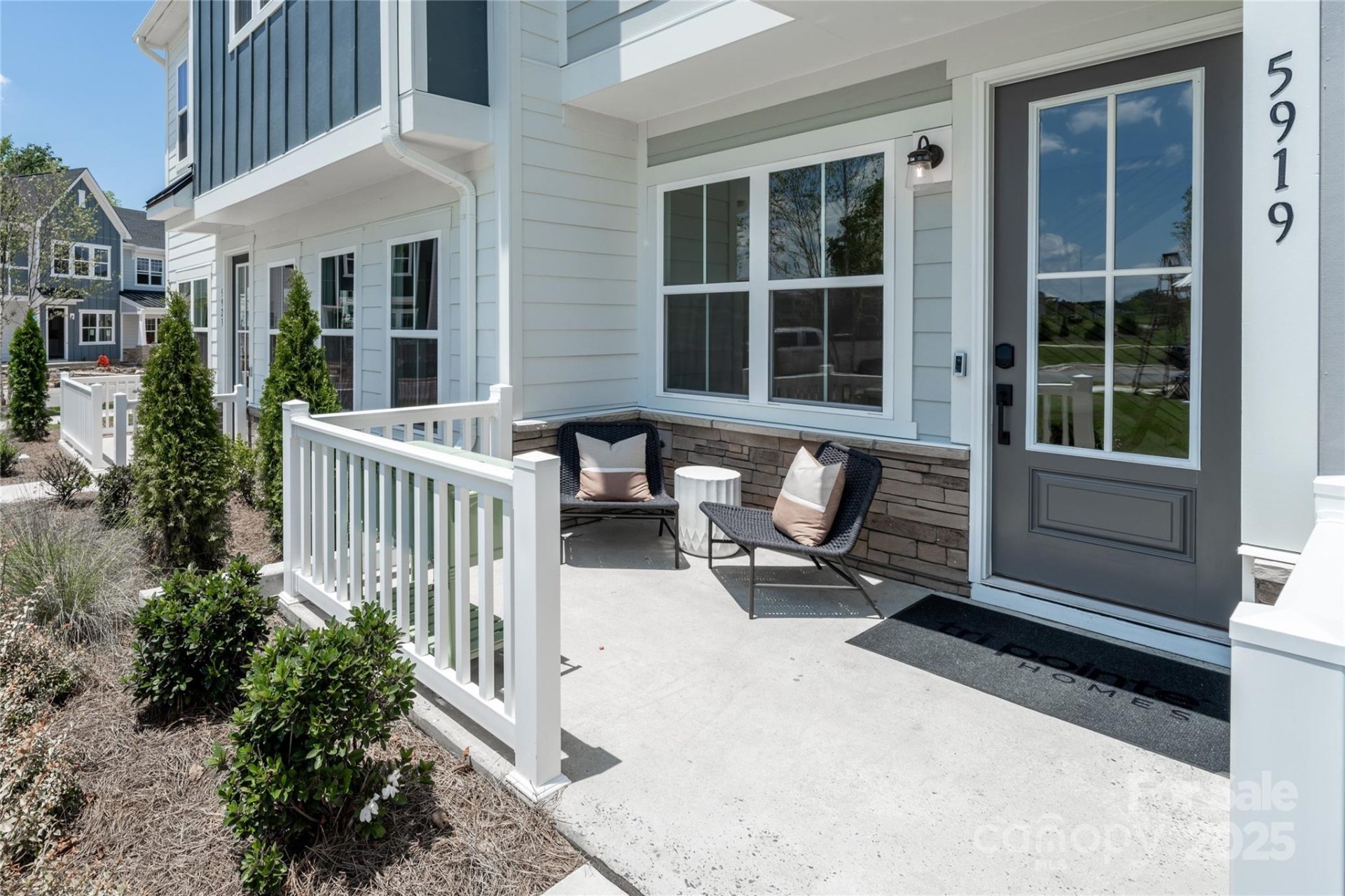 Property image 3 at 5680 Clear Creek Lane, Charlotte, NC 28215