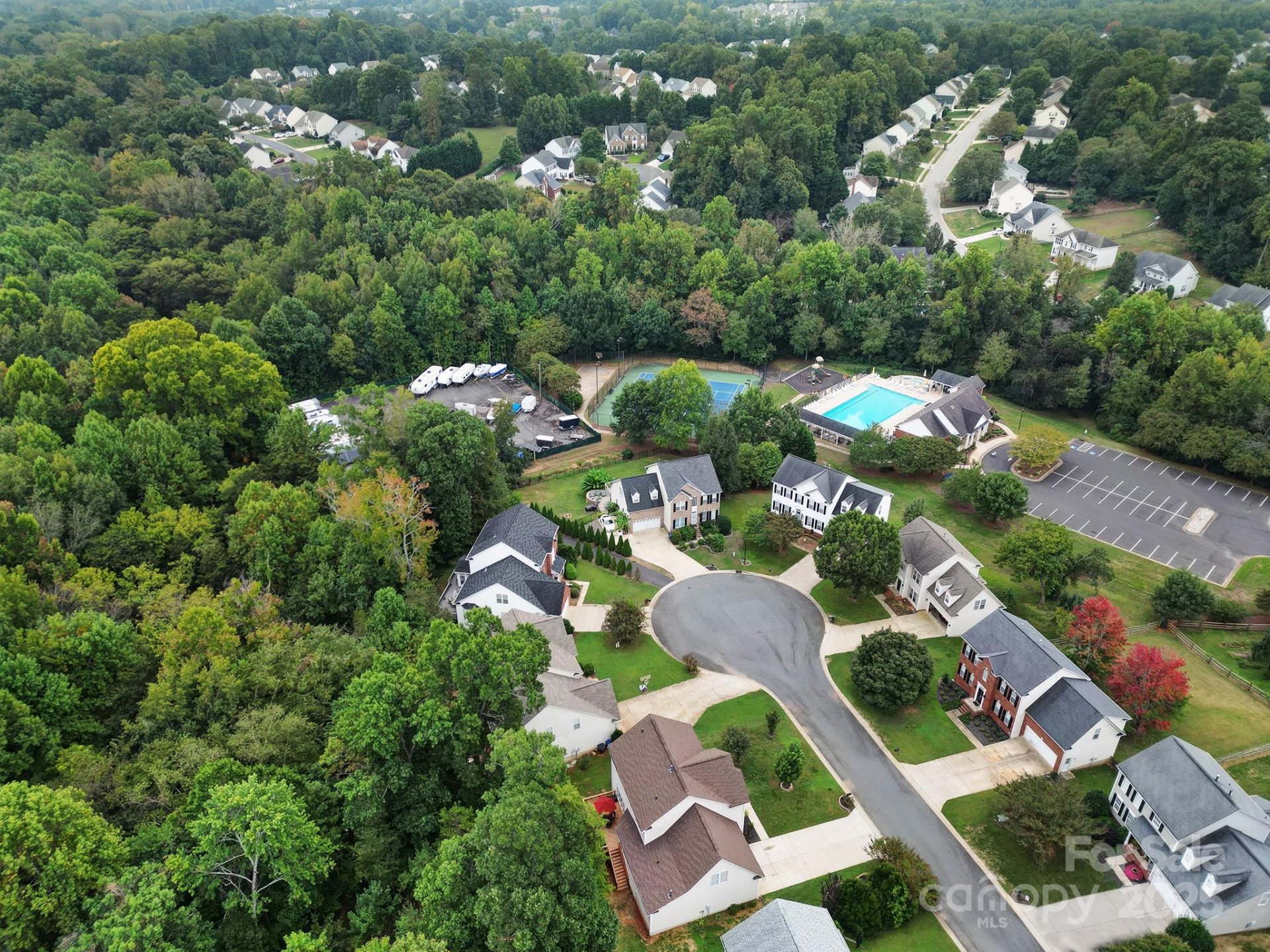 1437 Autumn Ridge Lane