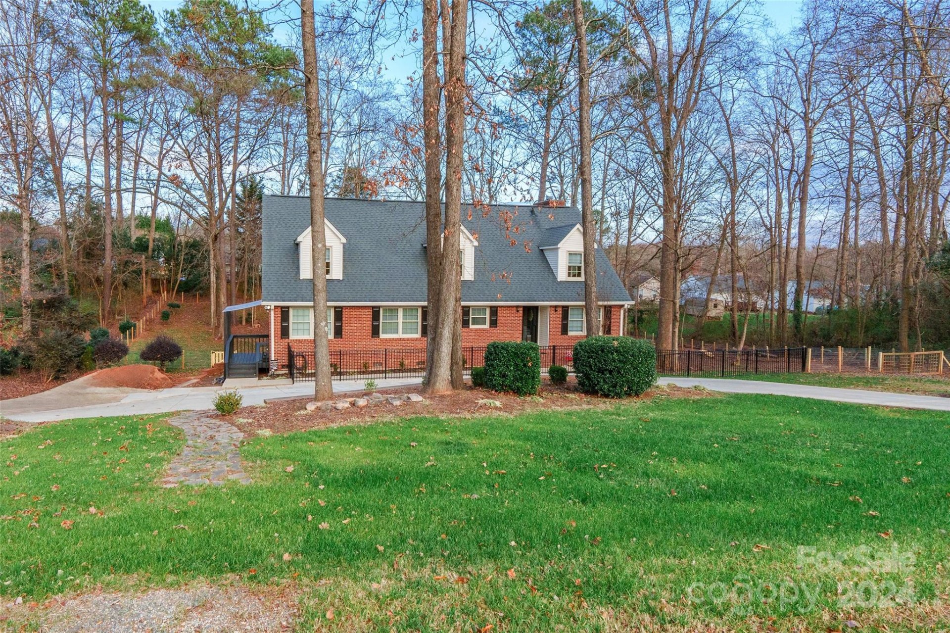 2276 Wintercrest Drive