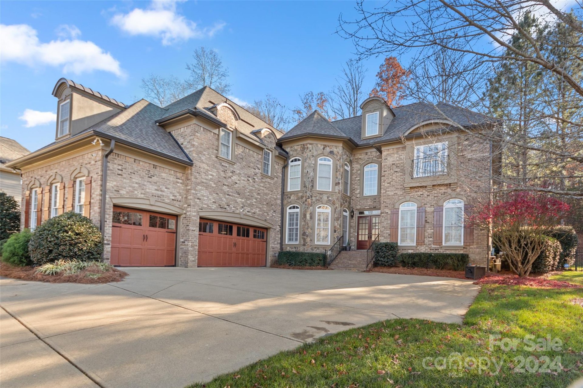 Property image 2 at 10121 Enfield Court, Fort Mill, SC 29707
