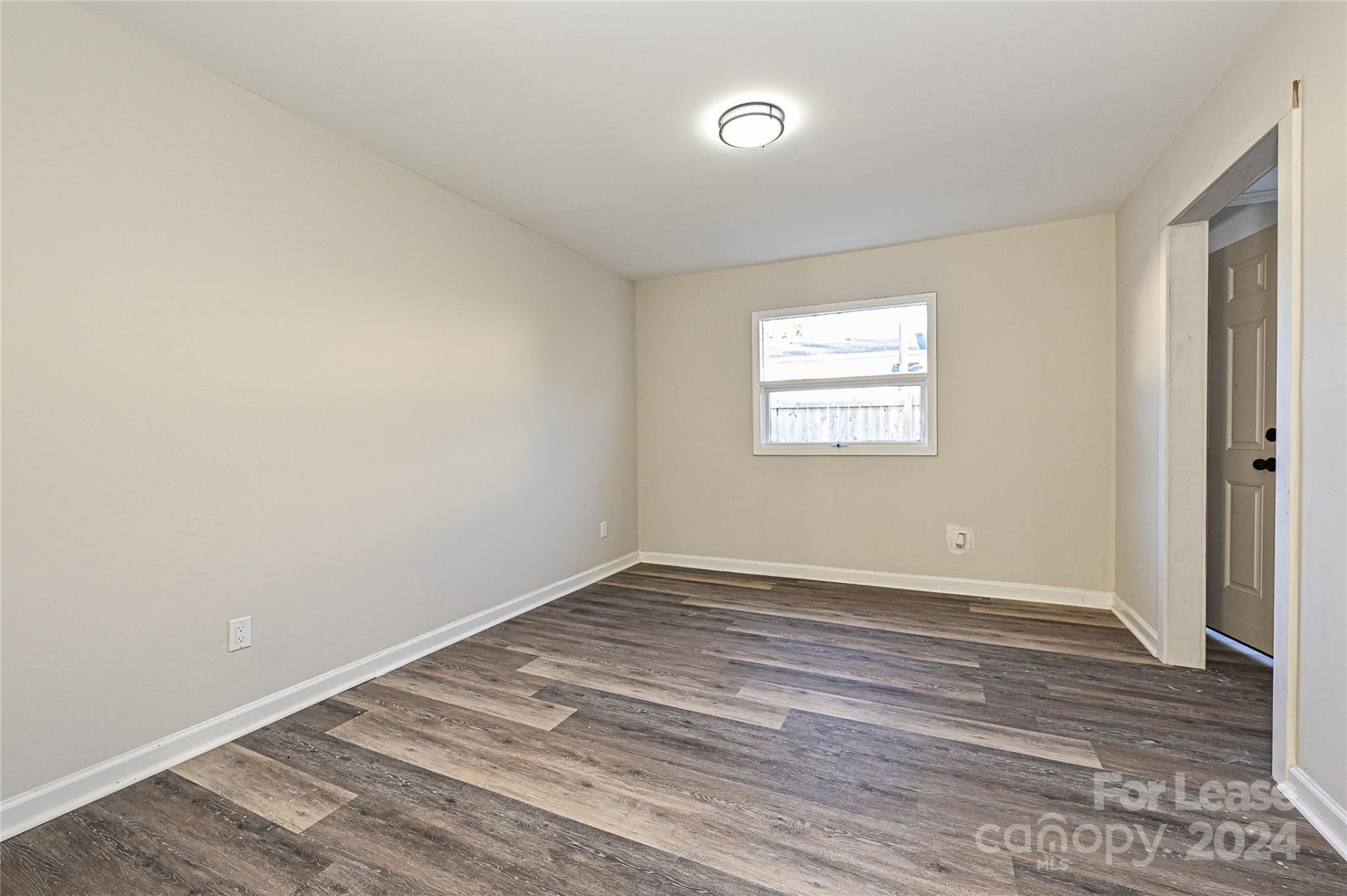 Property image 3 at 7929 Shady Oak Trail, Charlotte, NC 28210