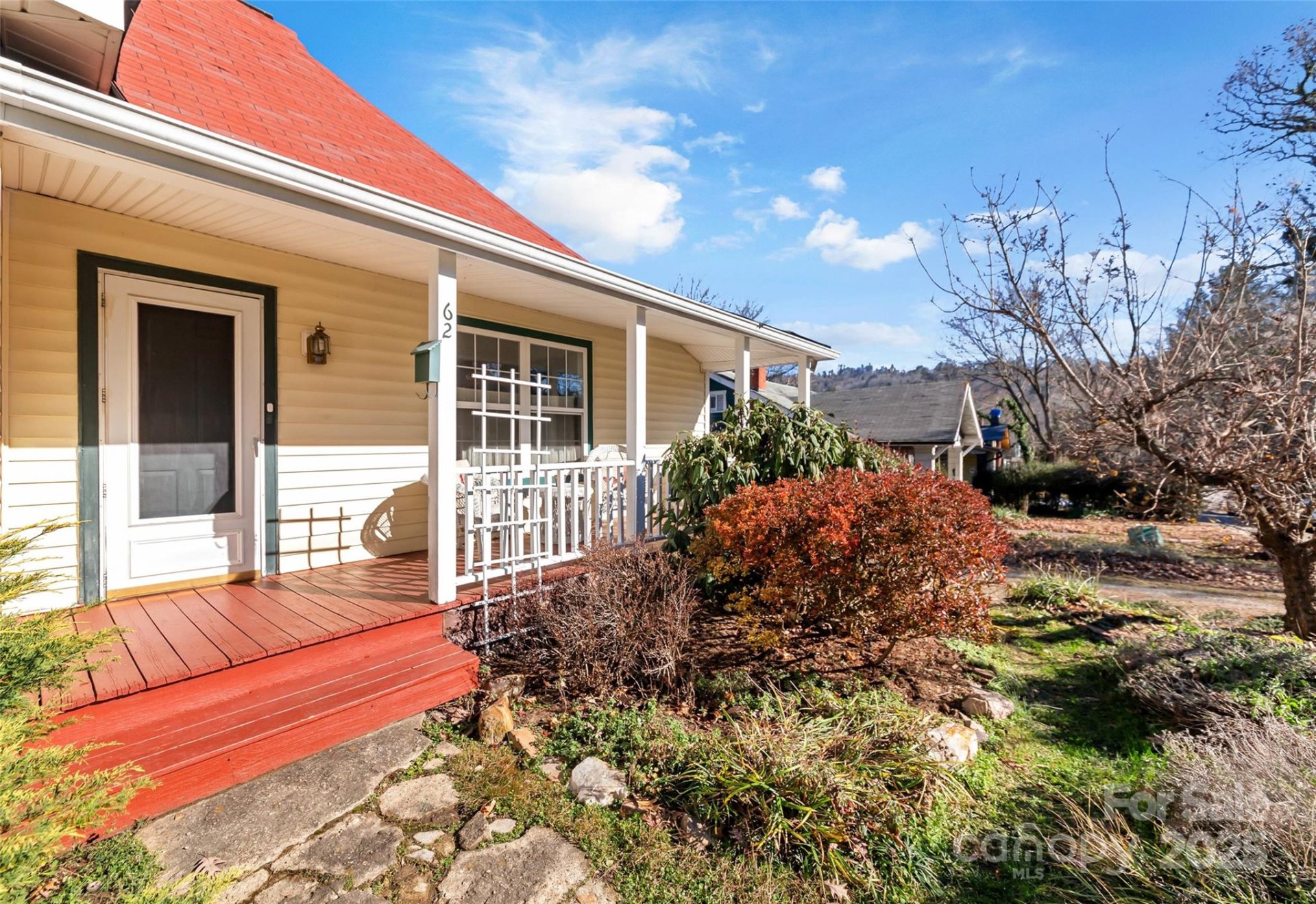Property image 3 at 62 Annandale Avenue, Asheville, NC 28801