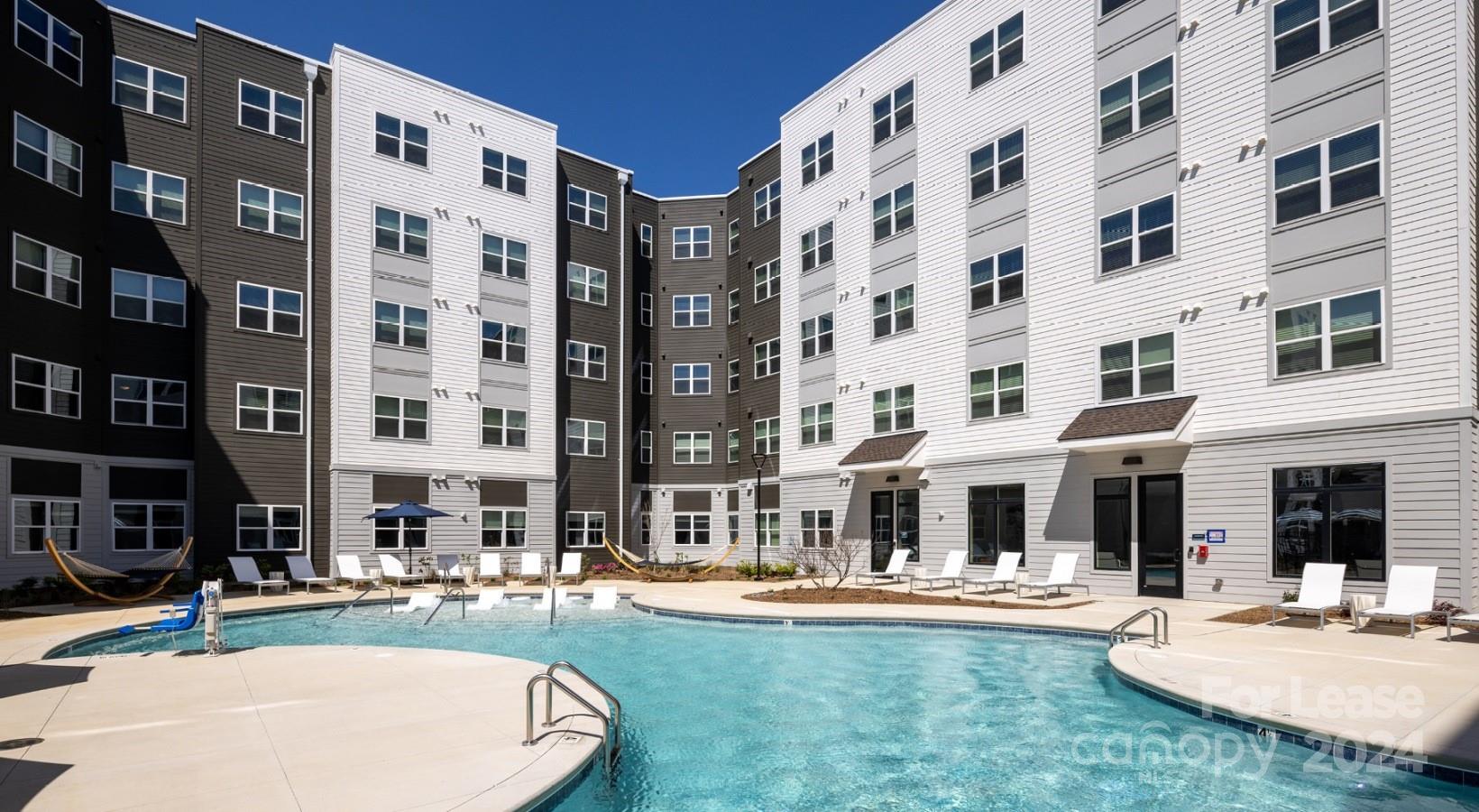 Property image 2 at 8424 N Tryon Street, Charlotte, NC 28262