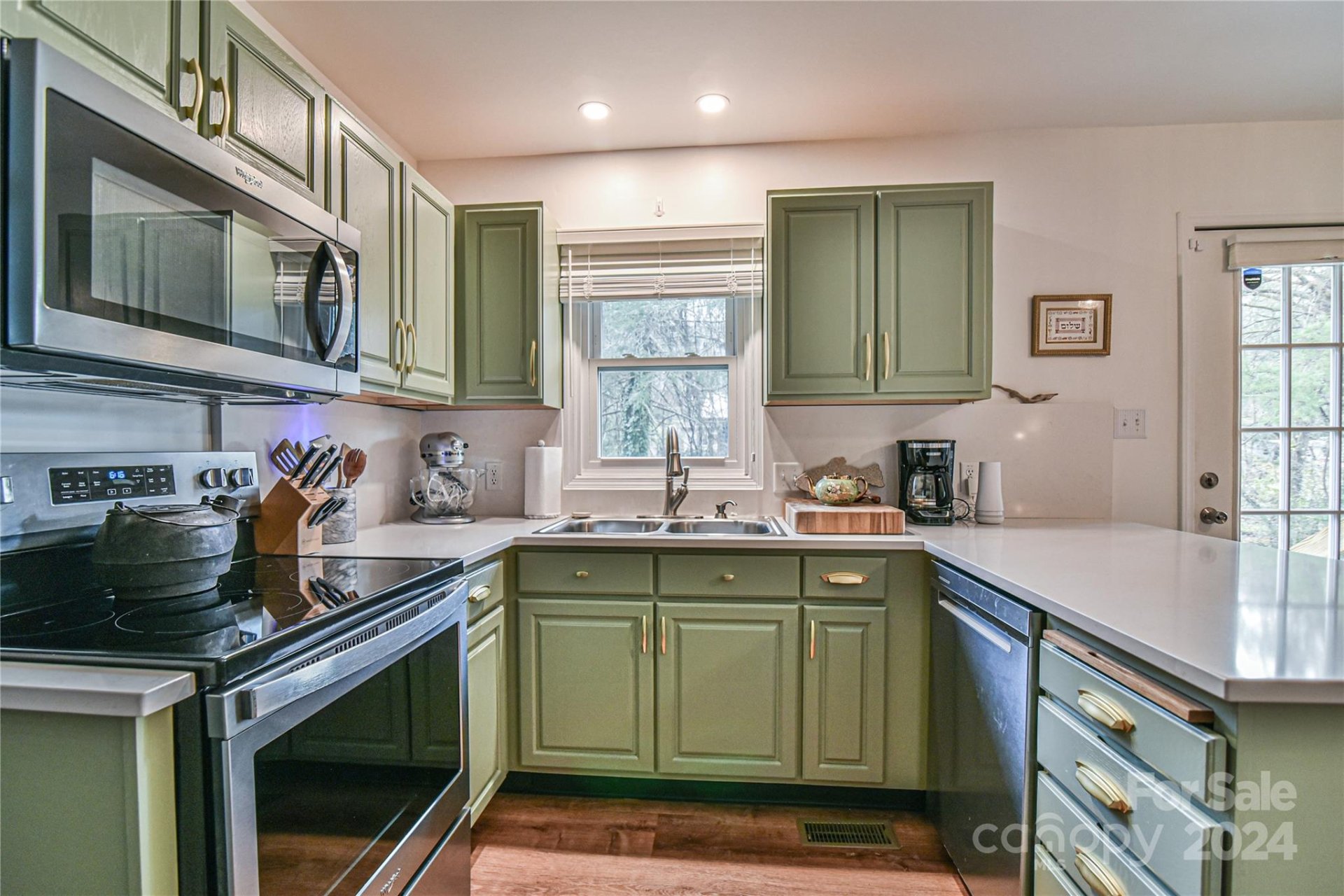 Property image 3 at 455 New Haw Creek Road, Asheville, NC 28805