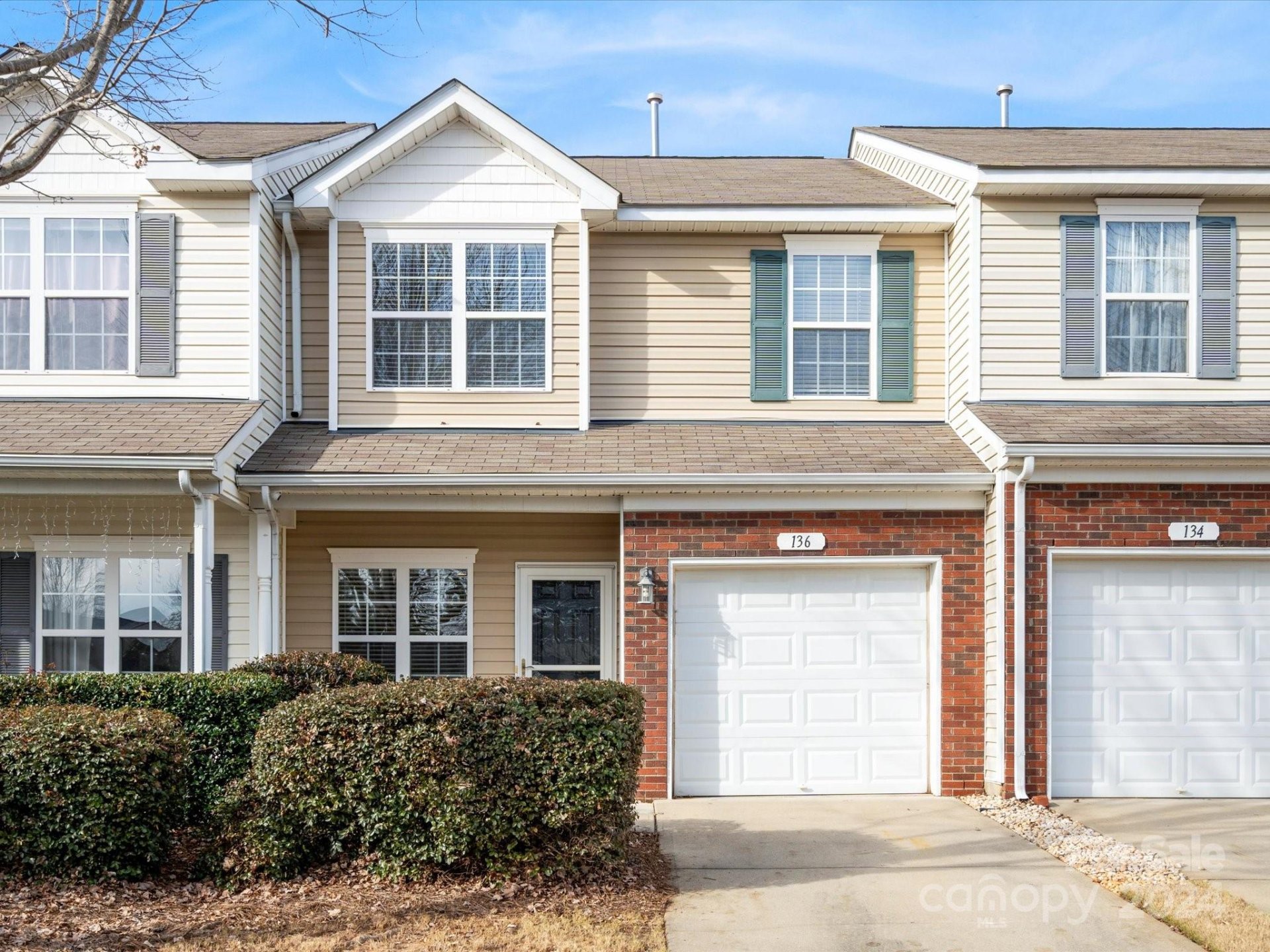 136 Rapids Road