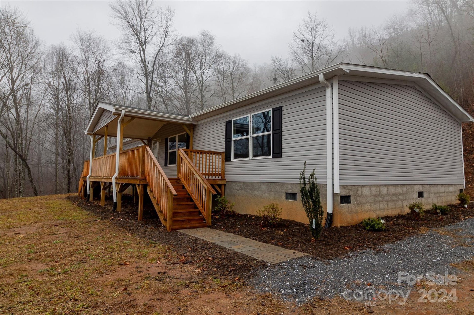 195 Fallen Oak Drive
