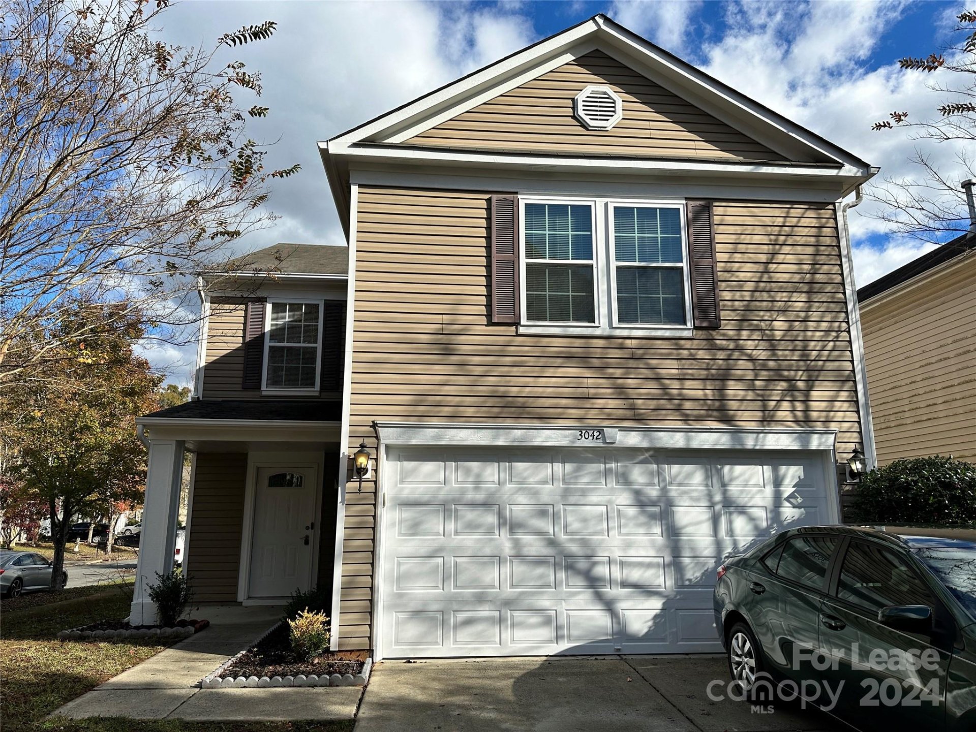 Property image 1 at 3042 Meadow Knoll Drive, Charlotte, NC 28269