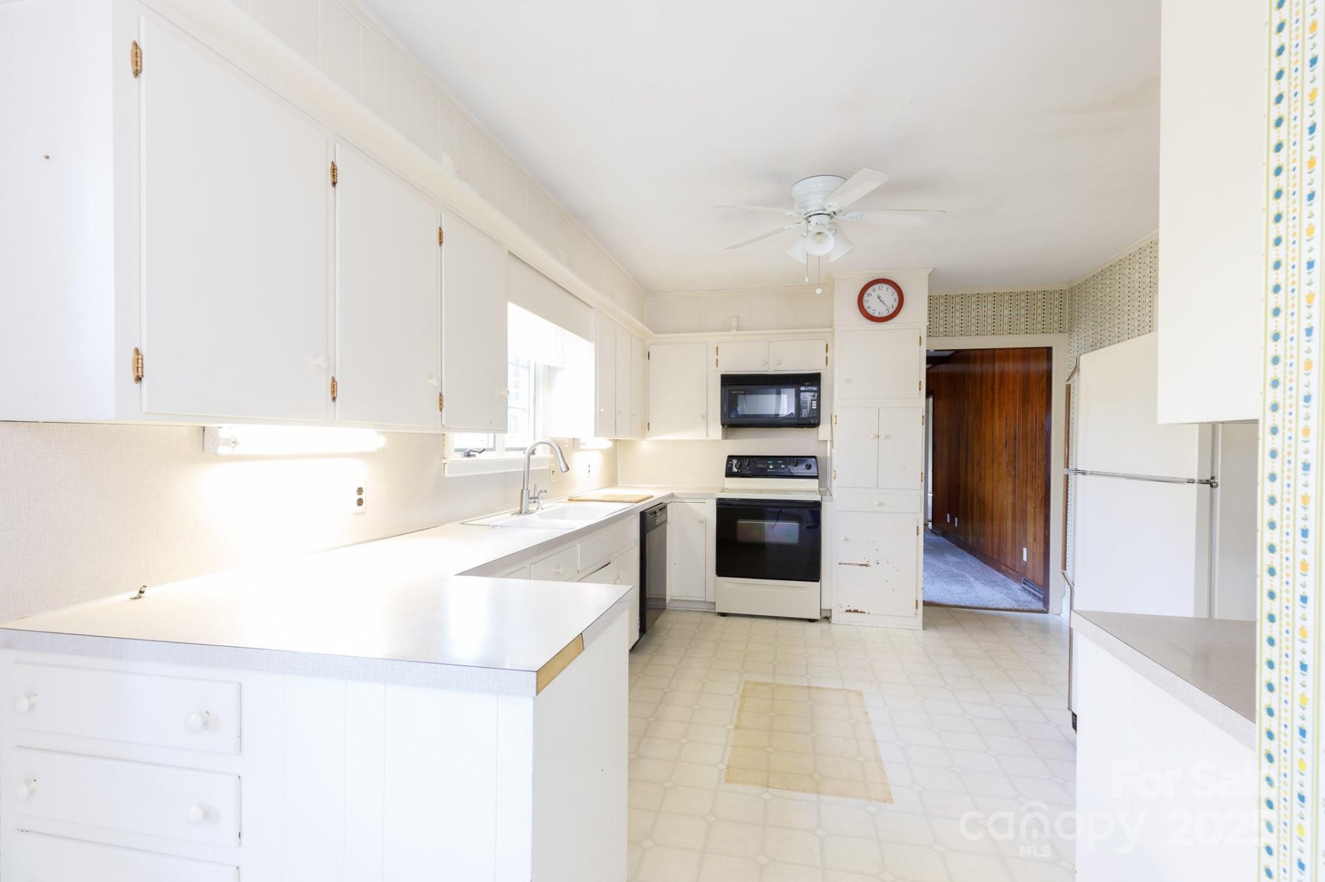 Property image 3 at 829 Rawlinson Road, Rock Hill, SC 29732