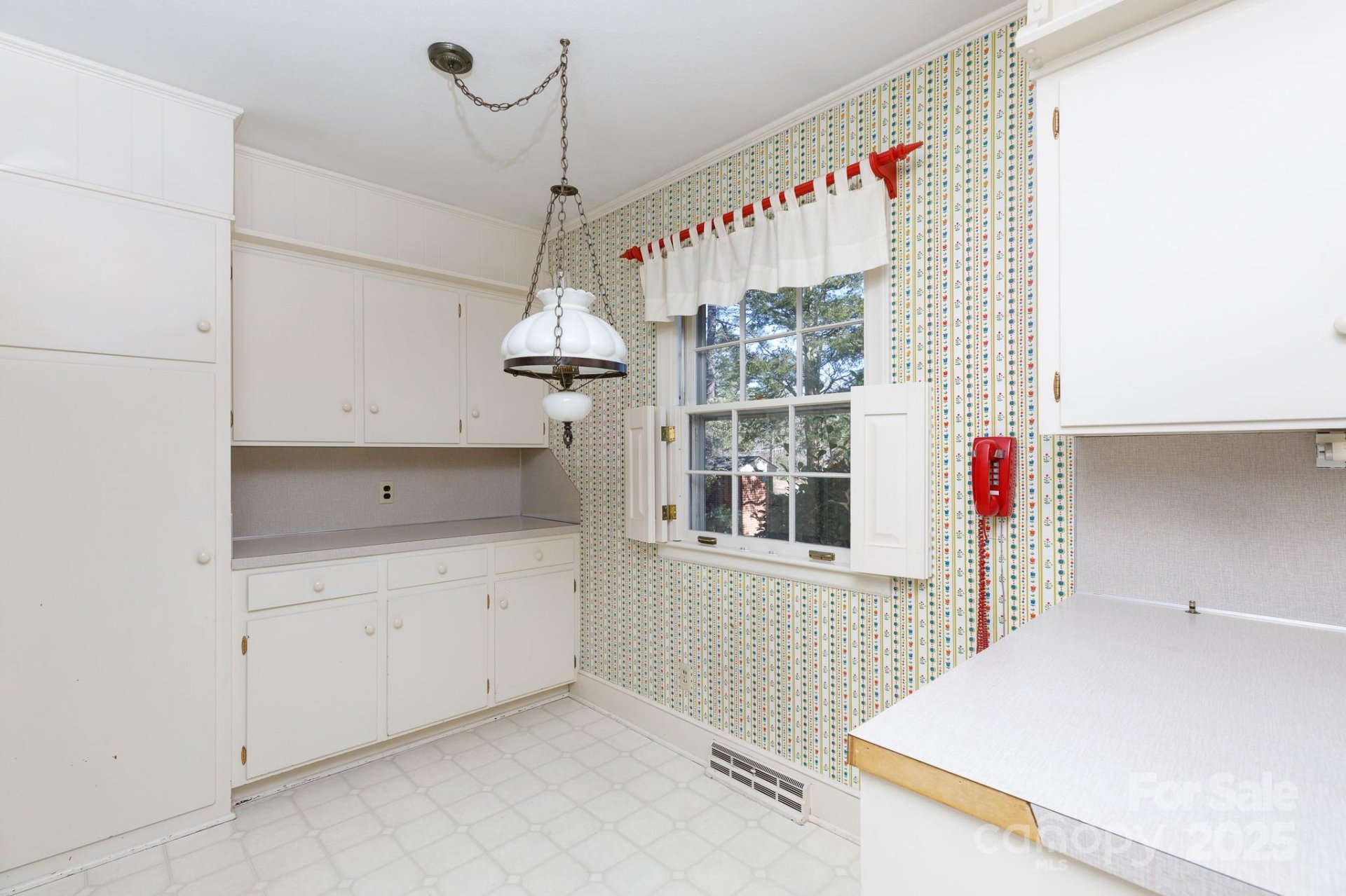 Property image 4 at 829 Rawlinson Road, Rock Hill, SC 29732