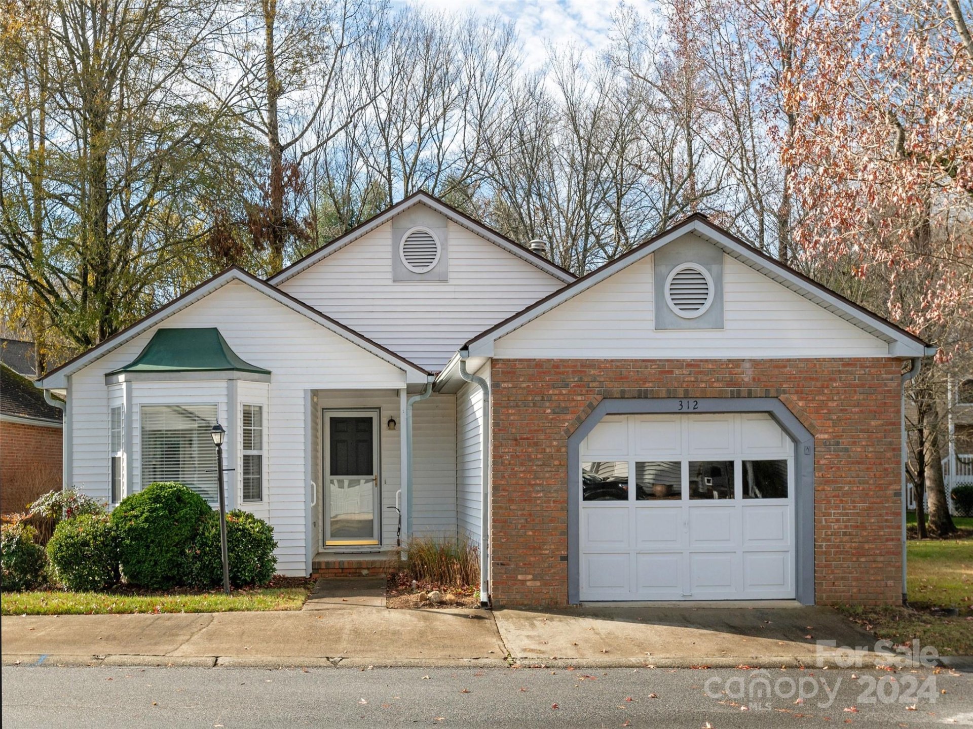 Property image 2 at 312 Somerton Court, Hendersonville, NC 28791