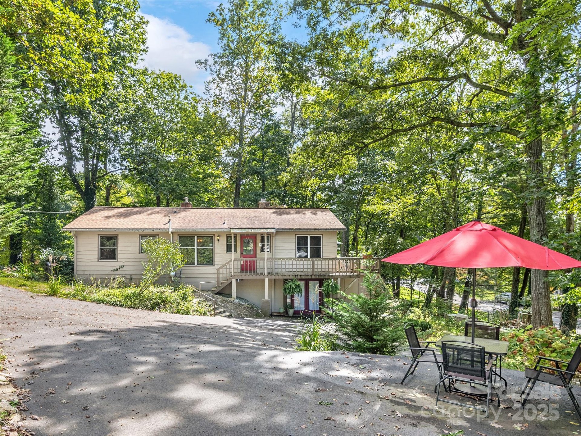 Property image 1 at 110 Oak Terrace, Arden, NC 28704