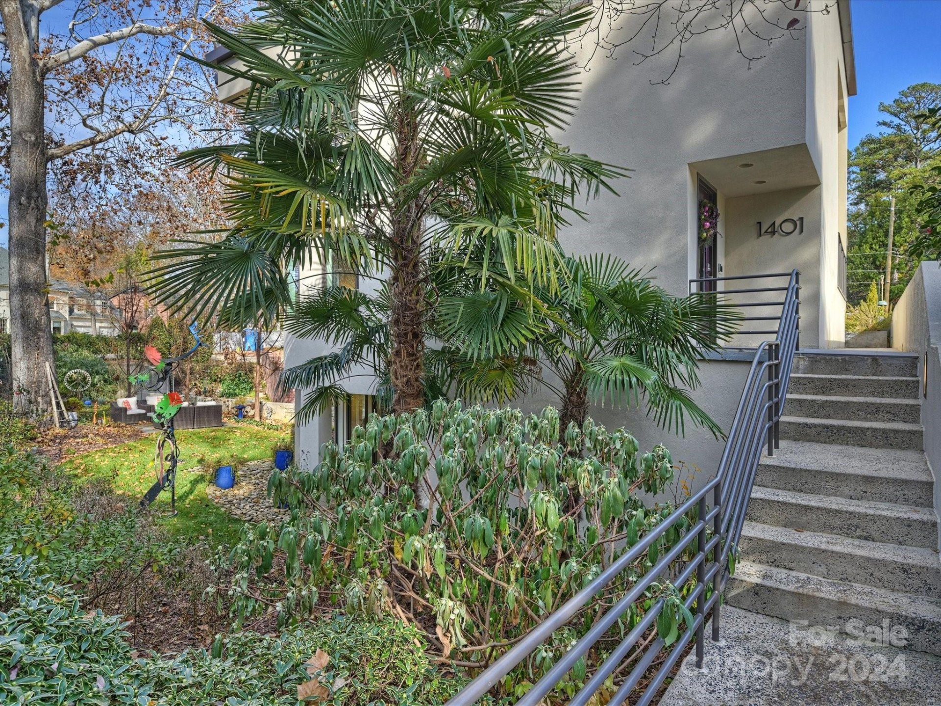 Property image 3 at 1401 Scotland Avenue, Charlotte, NC 28207