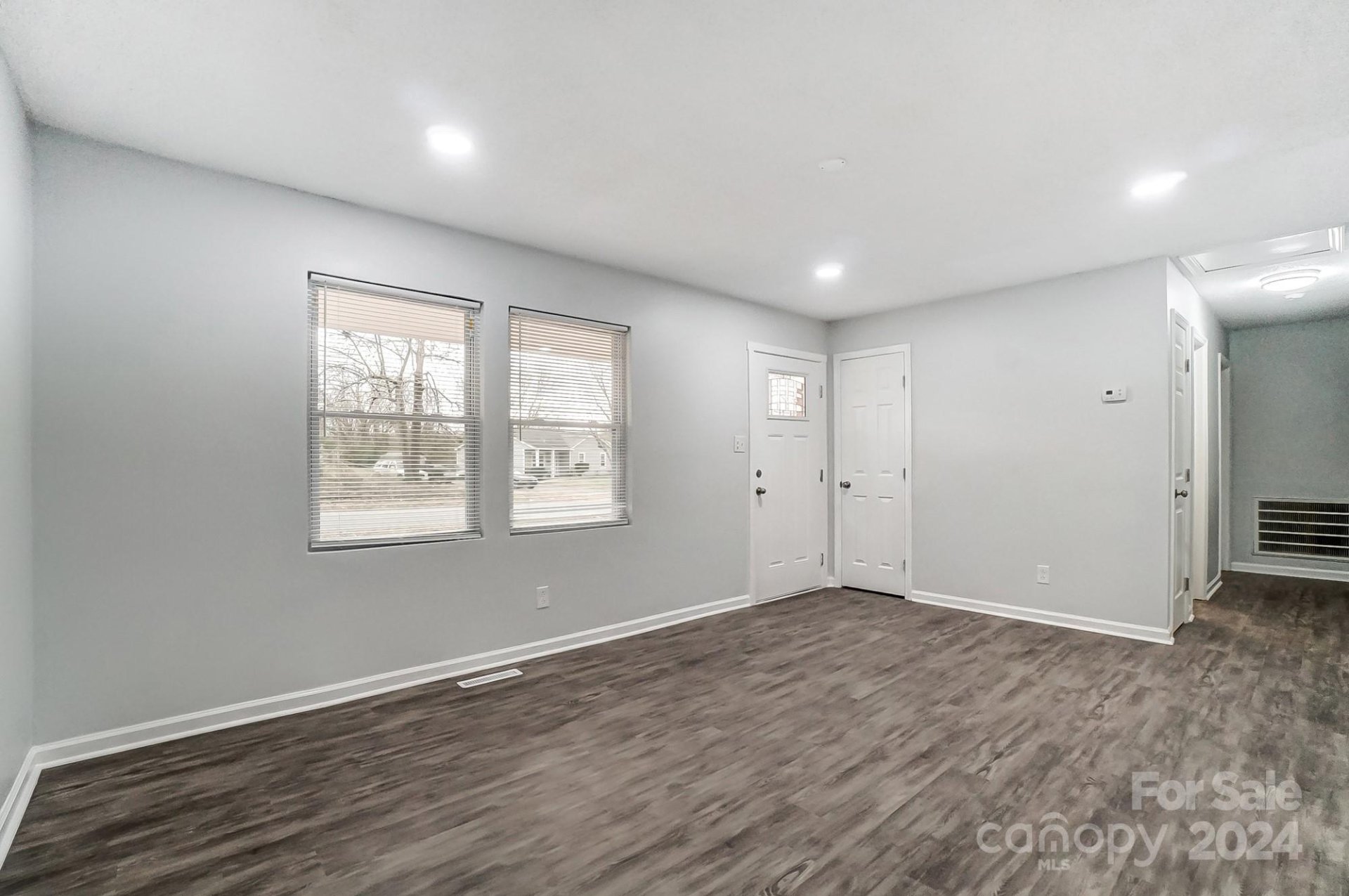 Property image 5 at 3112 Cedarhurst Drive, Charlotte, NC 28269