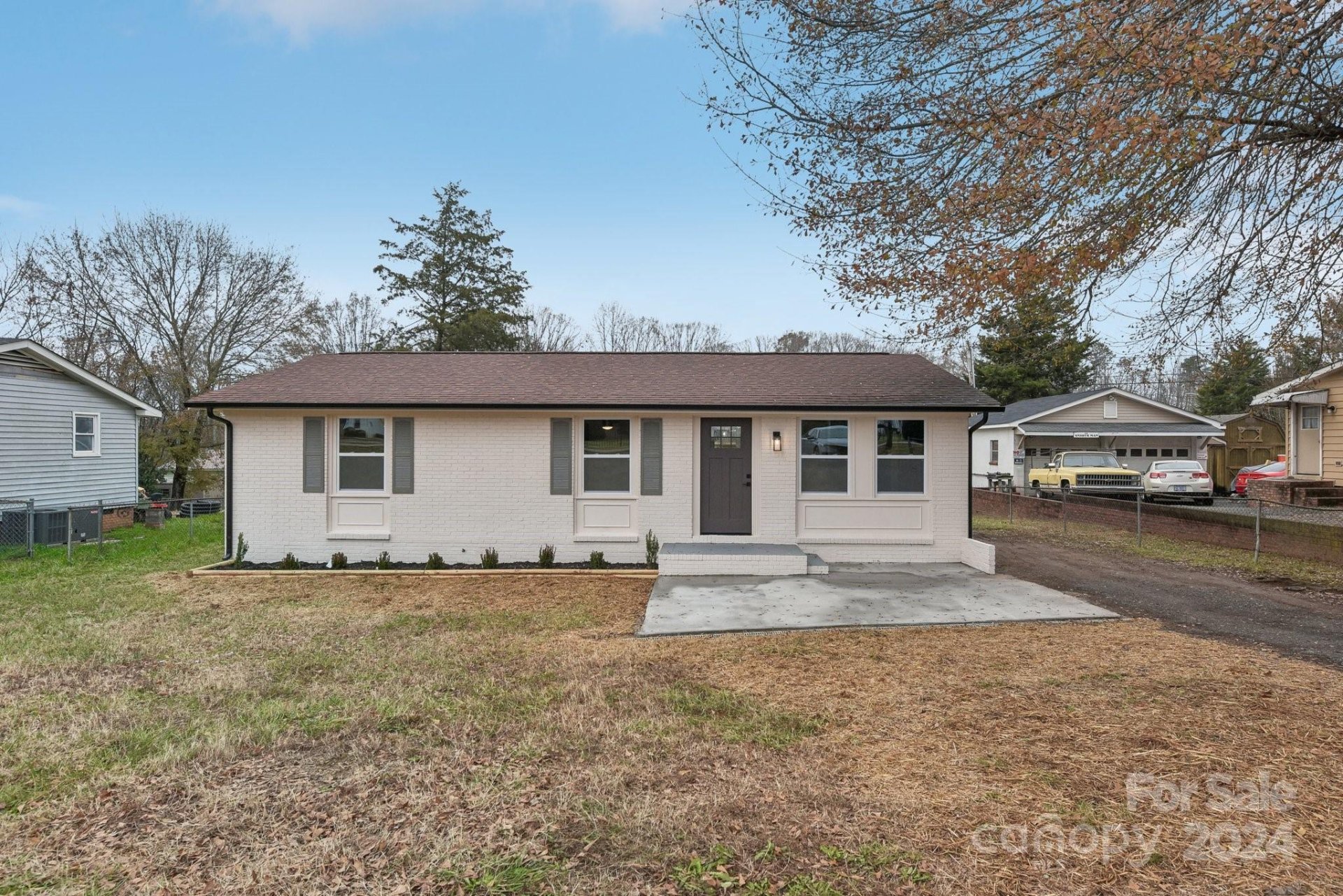 Matthews Acres, Gastonia Community