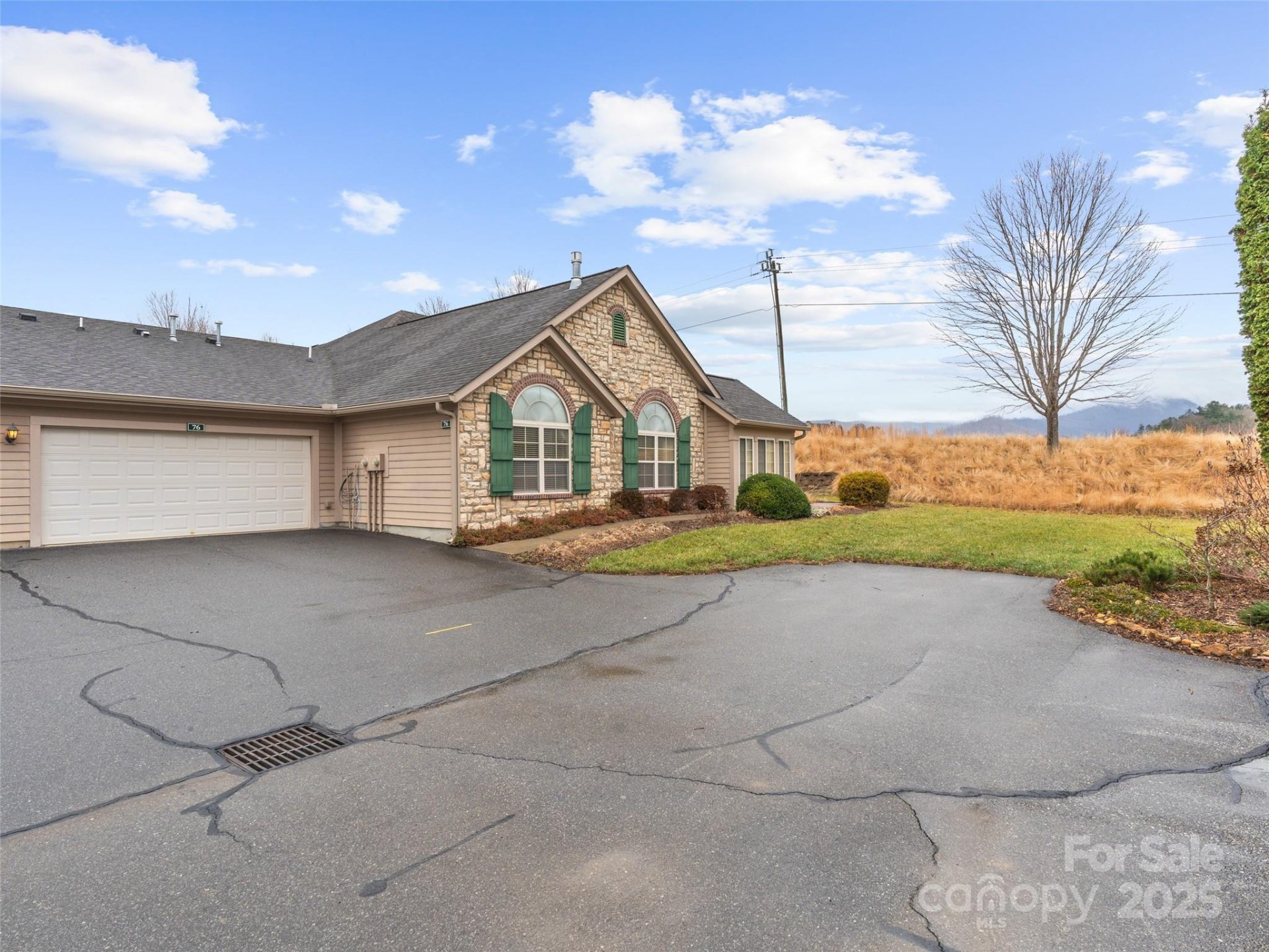 Property image 4 at 76 Mountain Meadow Circle, Weaverville, NC 28787