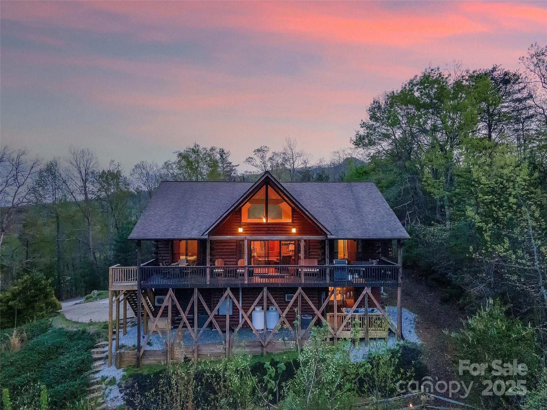 Property image 3 at 417 Garden Lane, Lake Lure, NC 28746