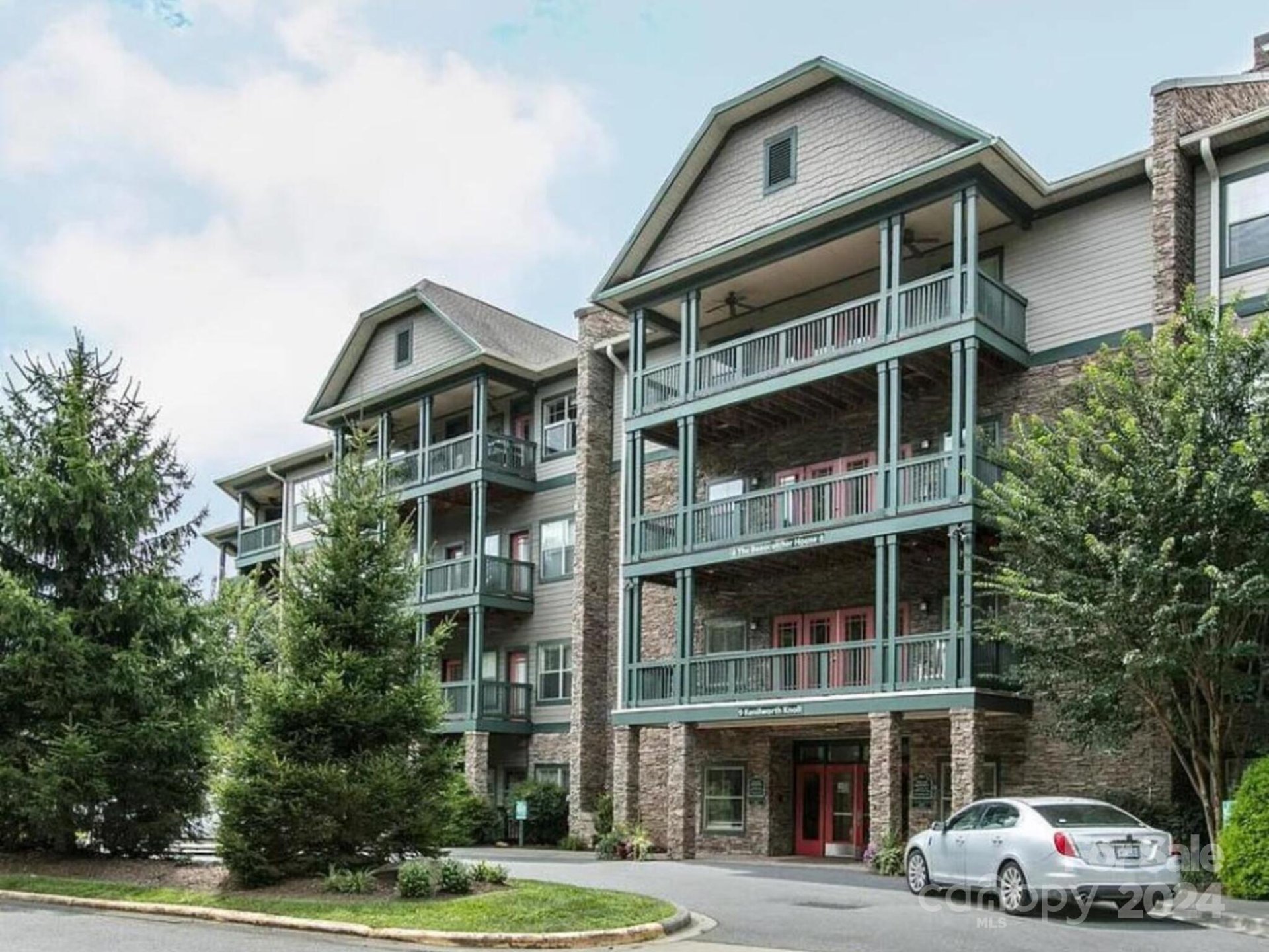 9 Kenilworth Knoll