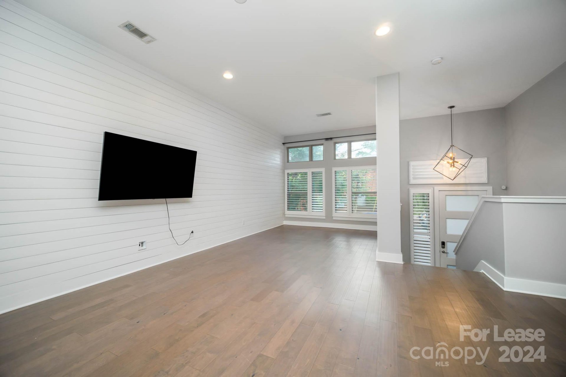 Property image 3 at 2006 Hawkins Street, Charlotte, NC 28203