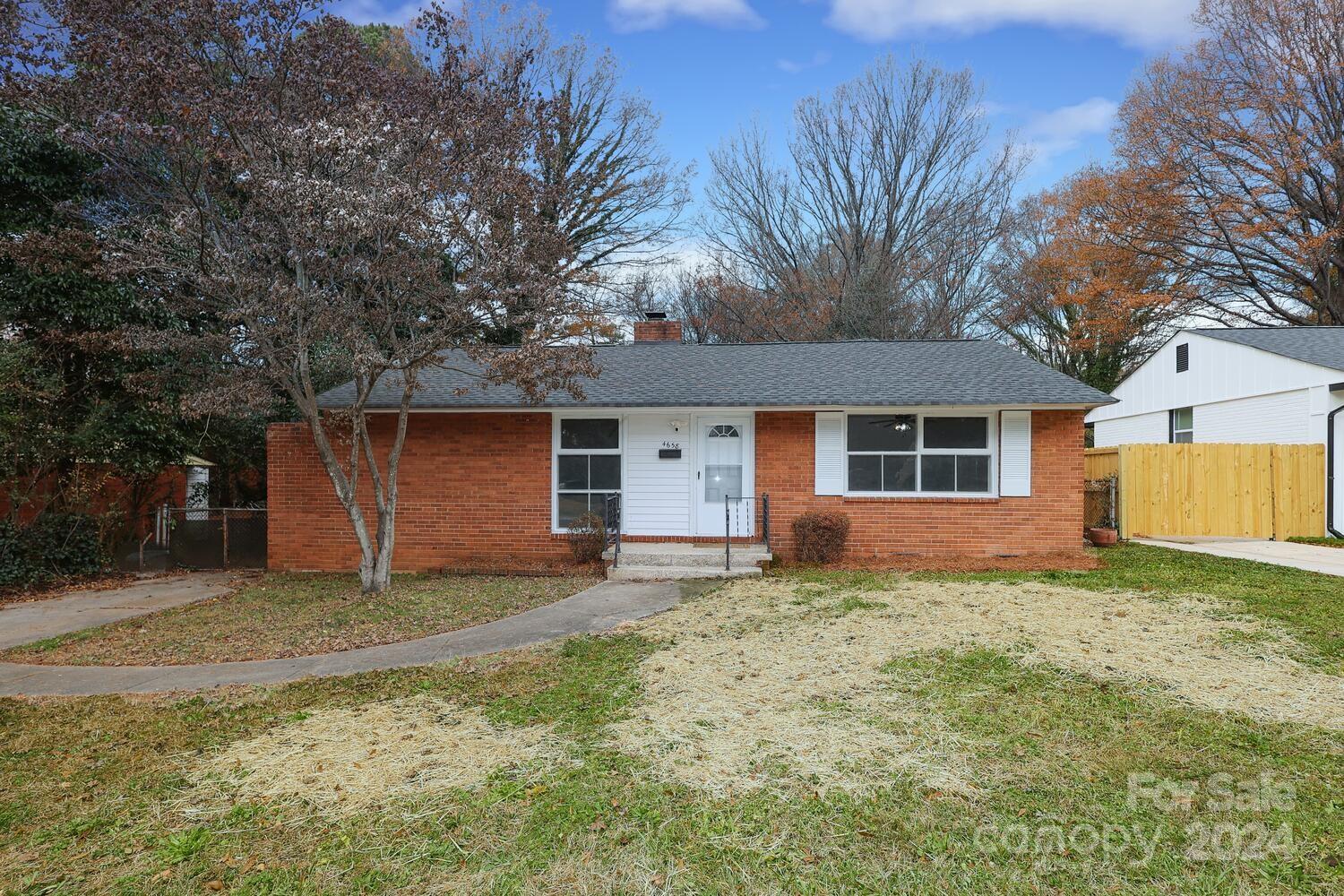 Property image 1 at 4658 Murrayhill Road, Charlotte, NC 28209
