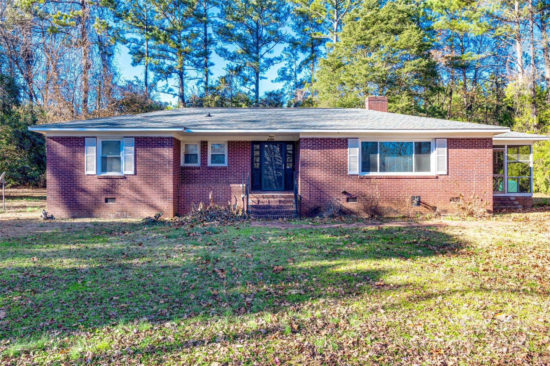 2704 Ridgewood Lane