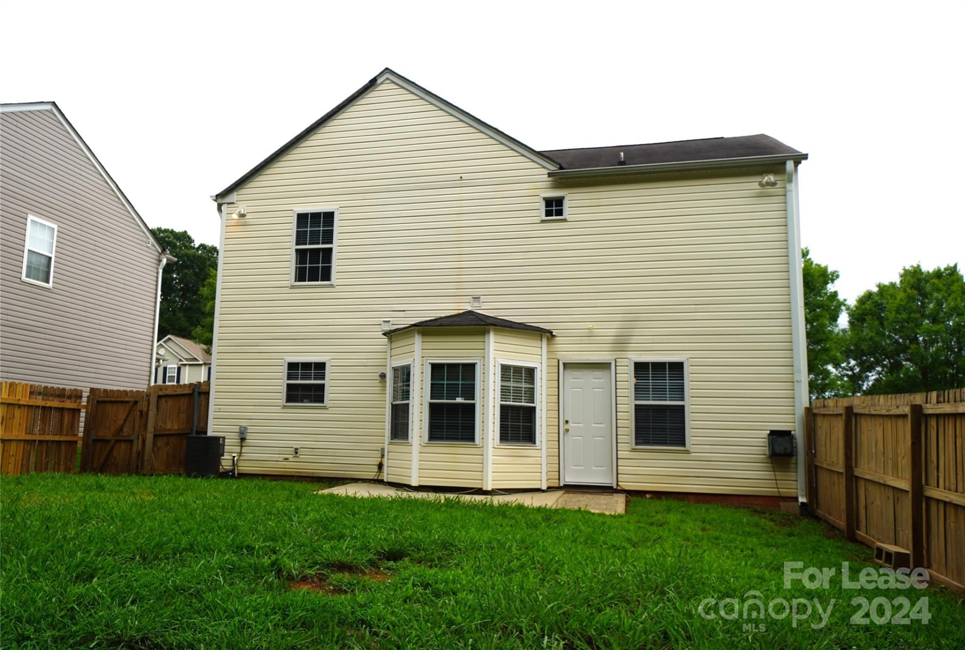 Property image 3 at 6707 Devongate Lane, Charlotte, NC 28269