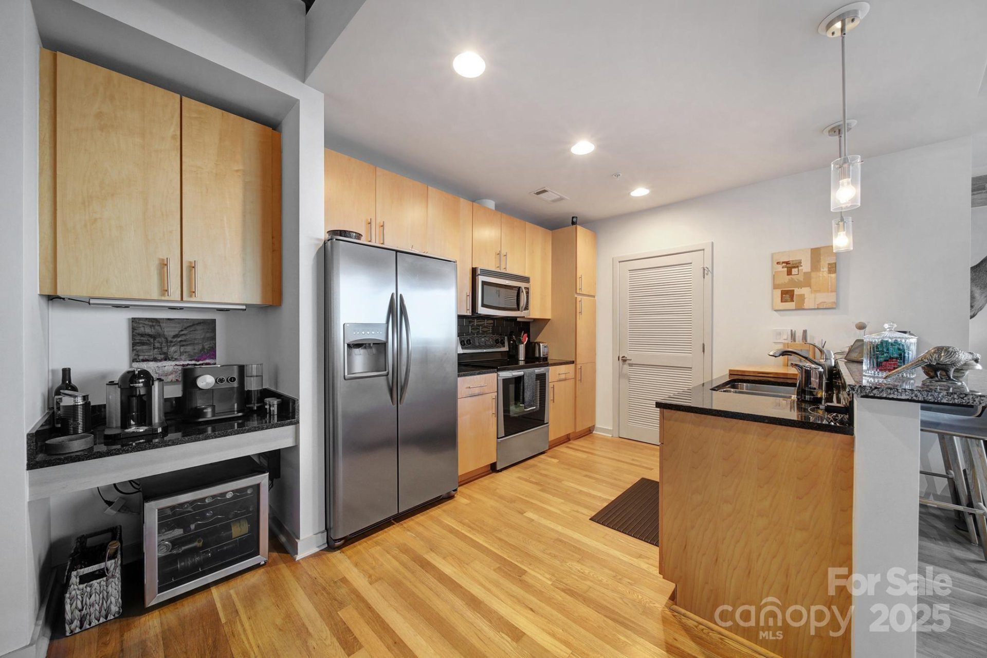 Property image 3 at 210 N Church Street, Charlotte, NC 28202
