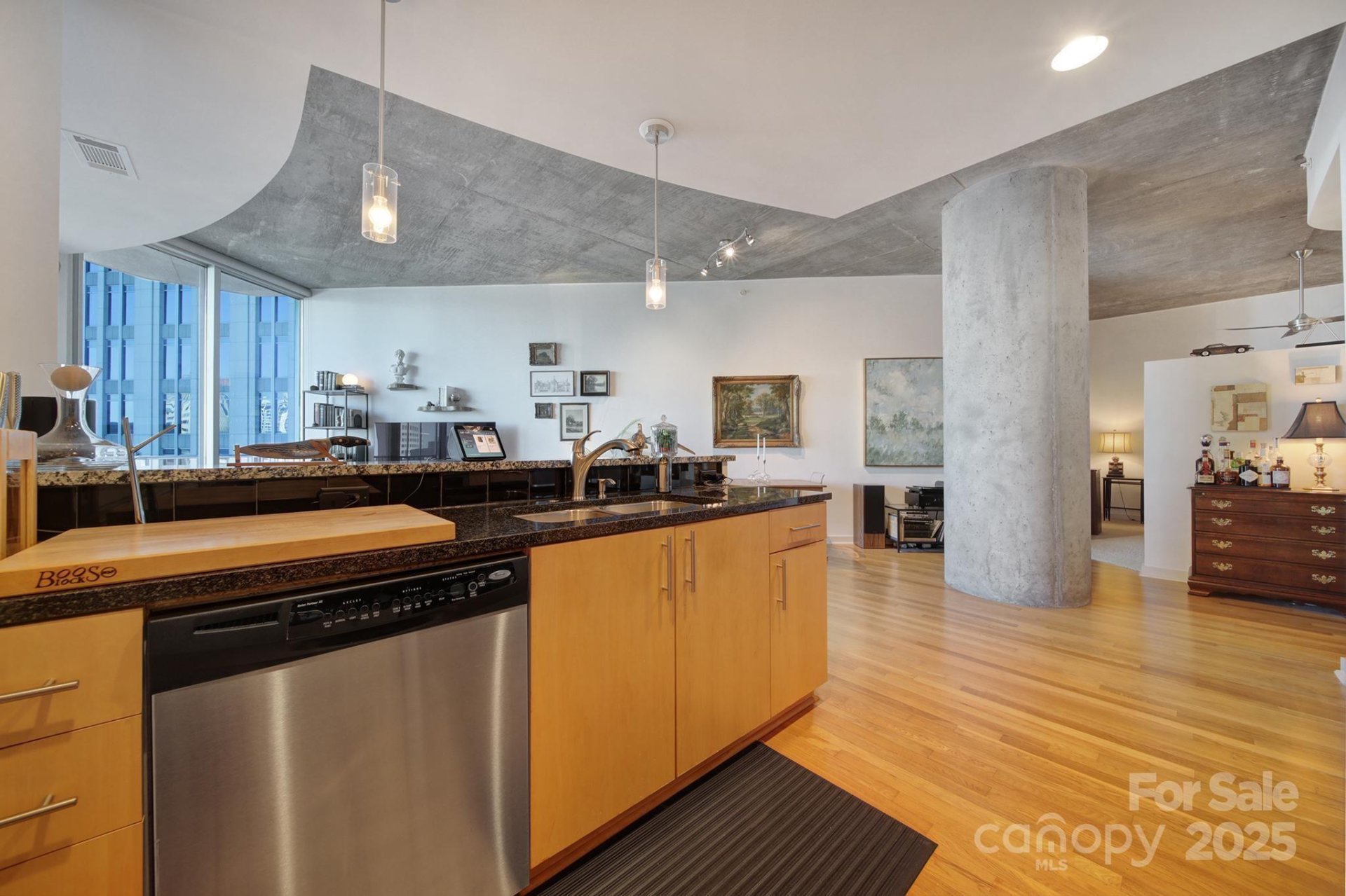 Property image 4 at 210 N Church Street, Charlotte, NC 28202