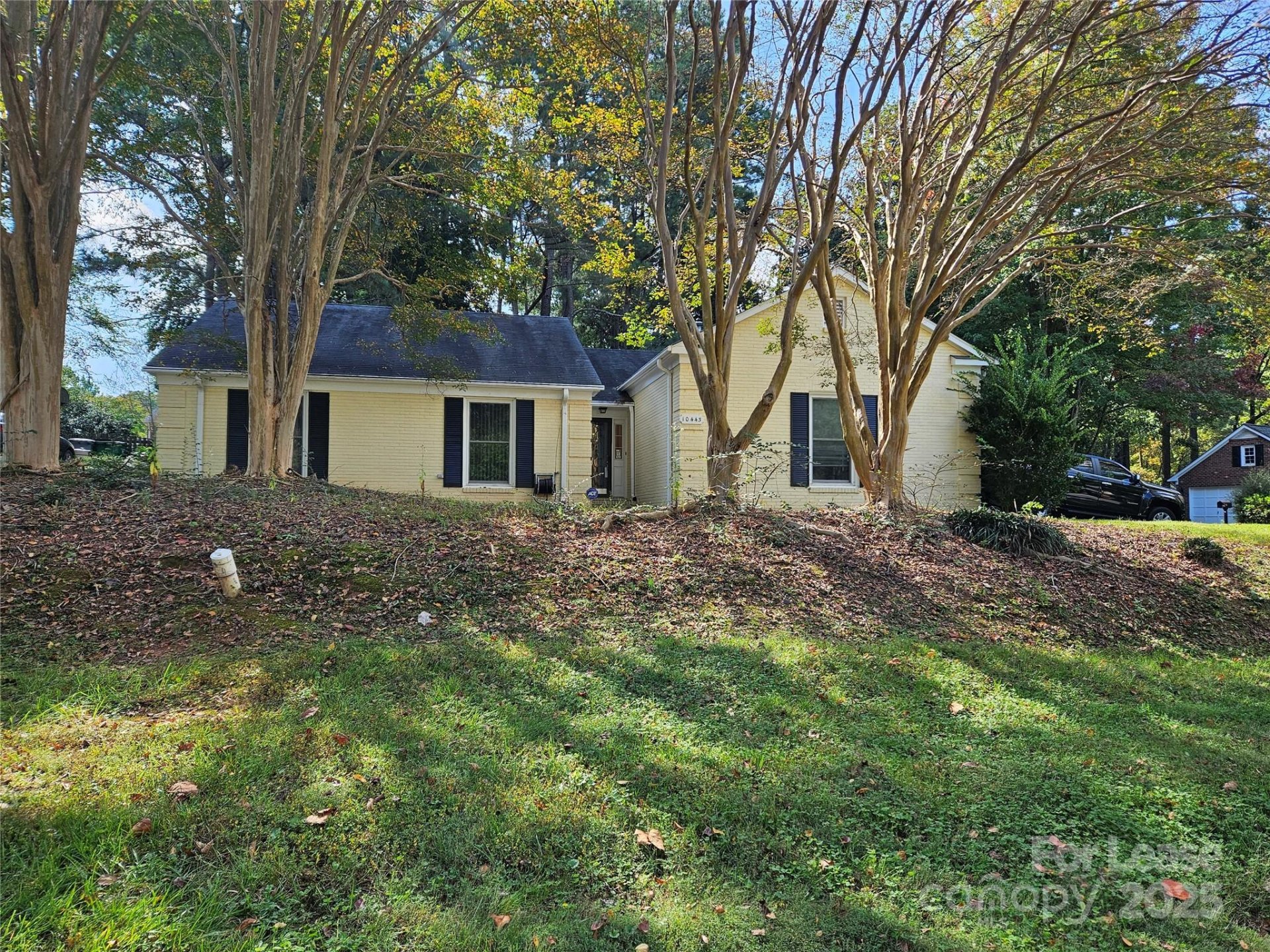 Property image 1 at 10443 Sardis Oaks Road, Charlotte, NC 28270