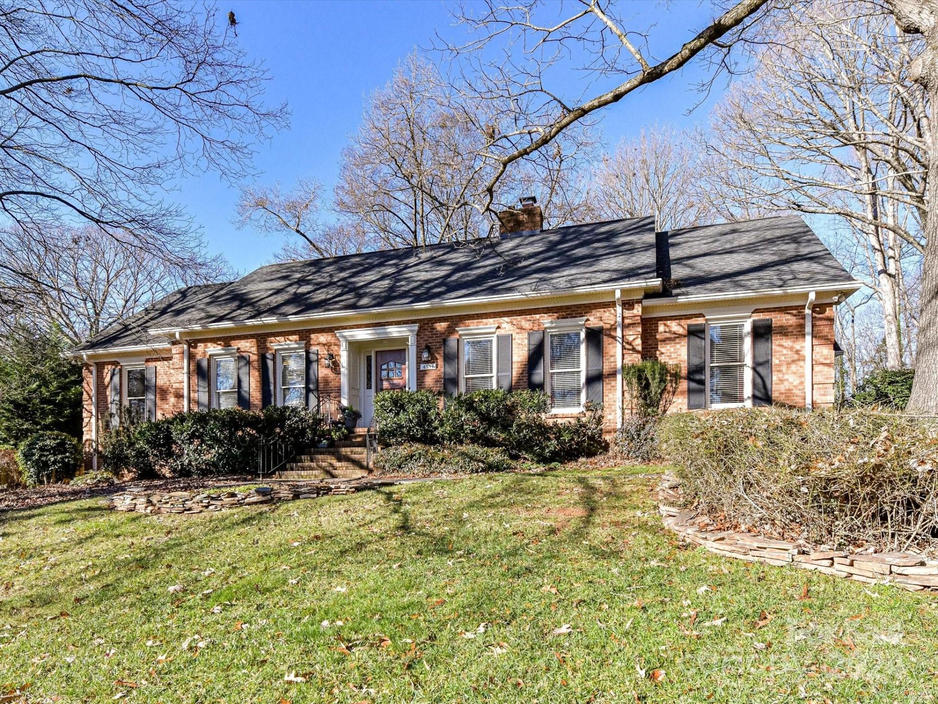Property image 2 at 4511 Twin Oaks Place, Charlotte, NC 28212
