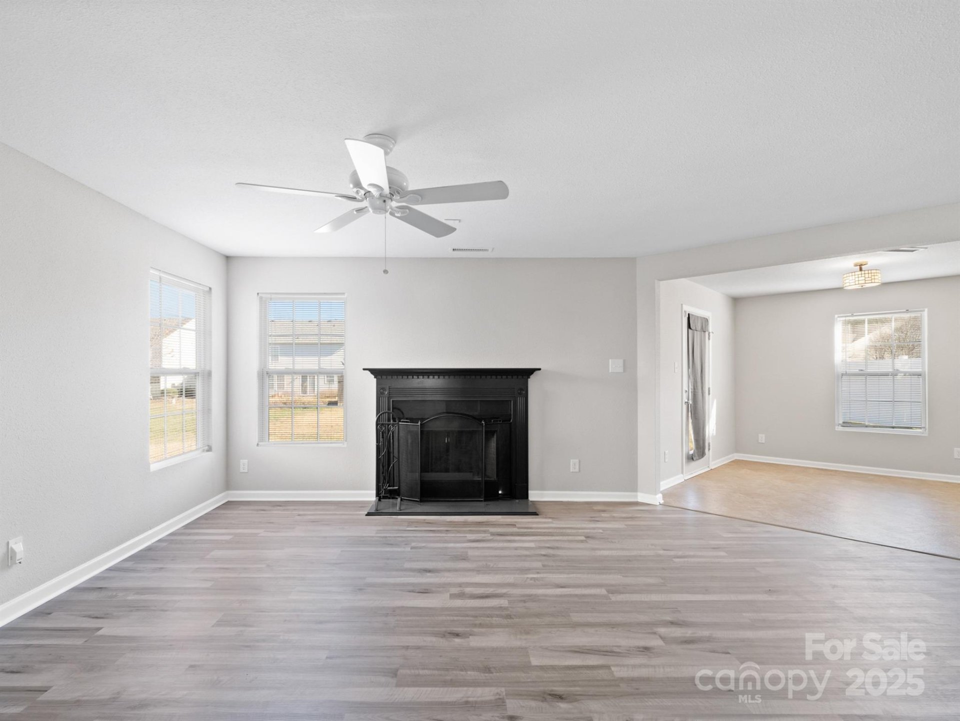 Property image 3 at 14035 Lawrence Farm Lane, Charlotte, NC 28278
