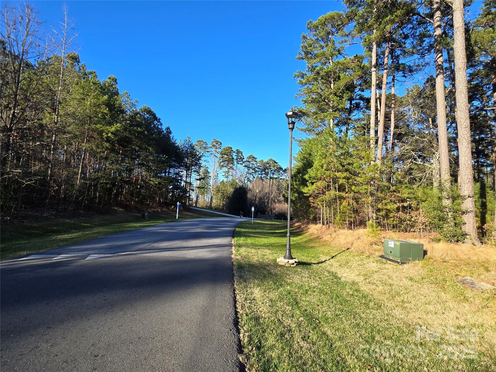Property image 2 at 137 Heron Bay Drive, Badin Lake, NC 28127